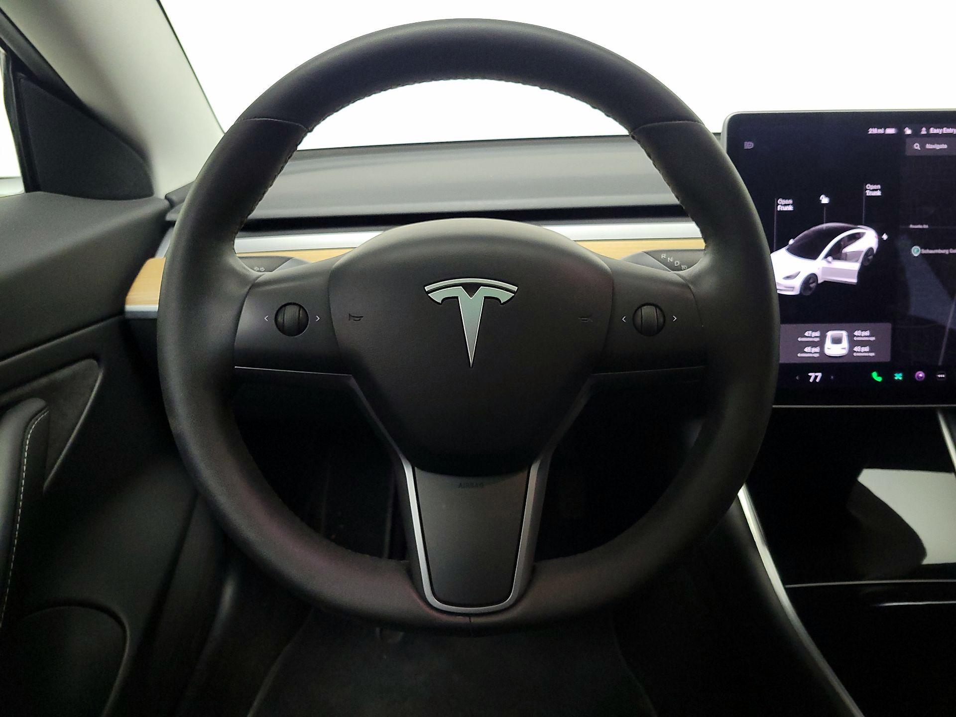 Thumbnail: 2020 Tesla Model 3 - 10