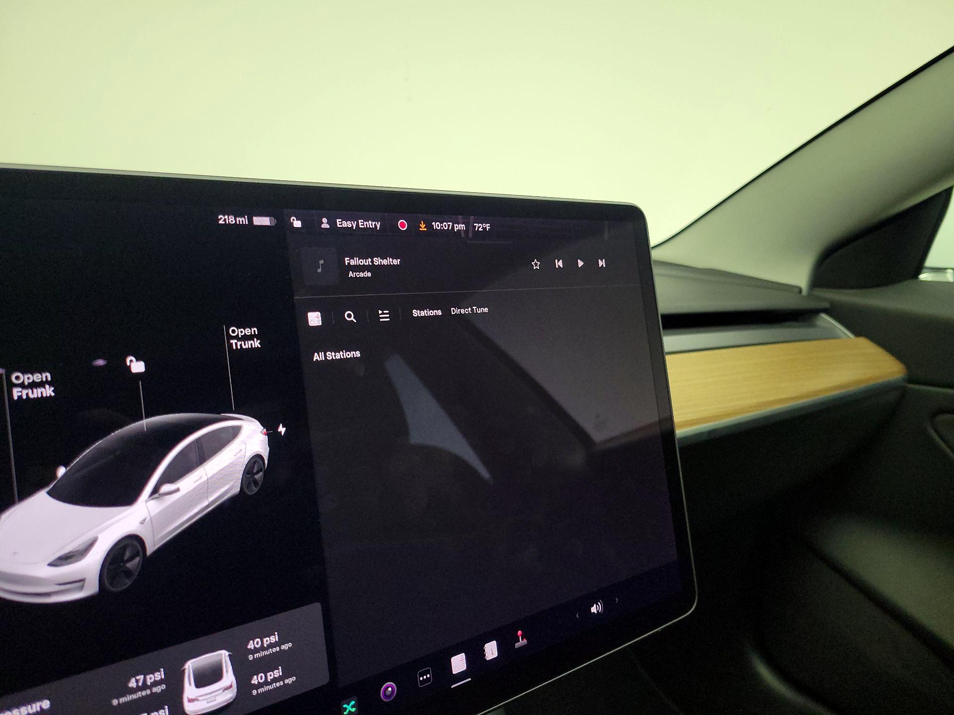 Thumbnail: 2020 Tesla Model 3 - 15