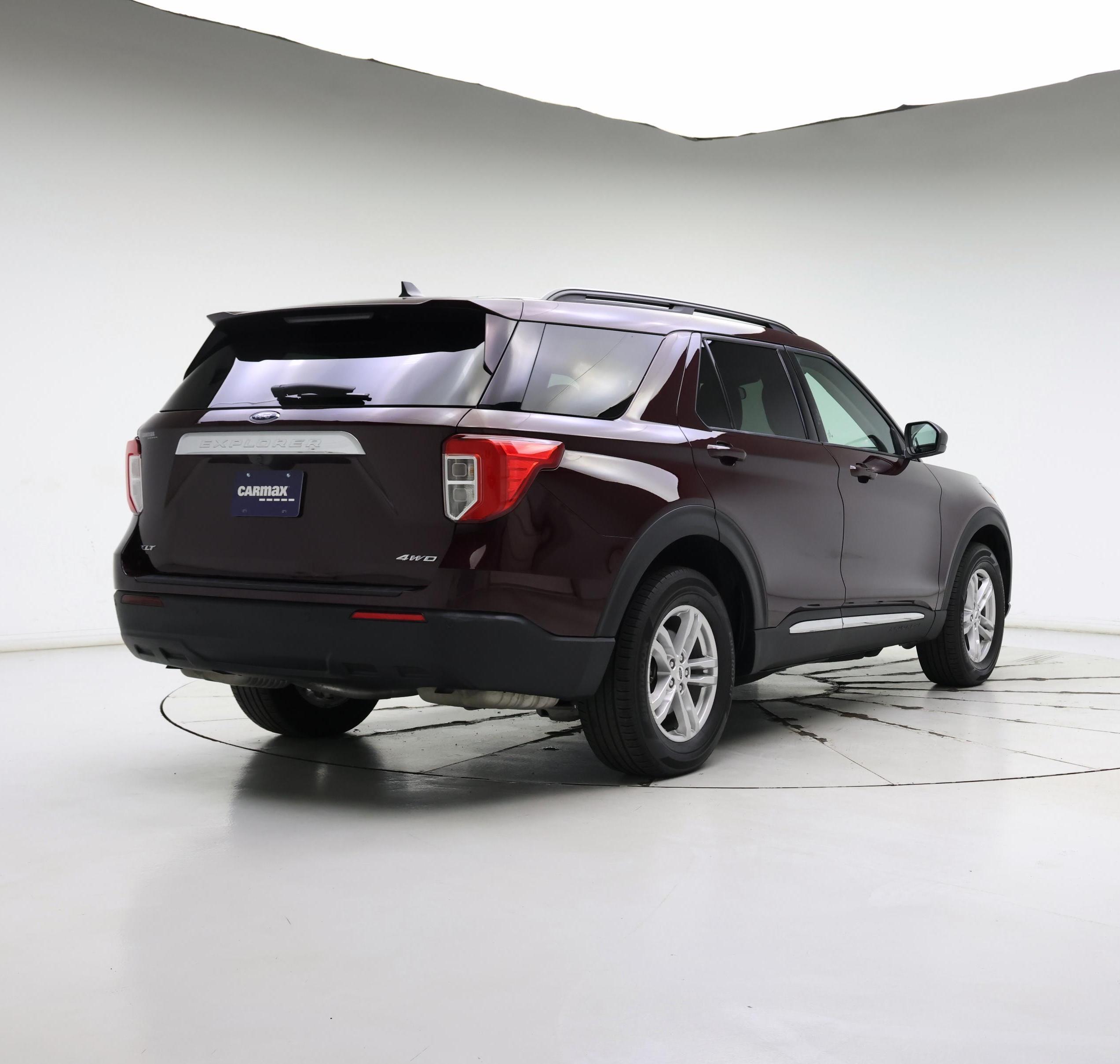 Thumbnail: 2022 Ford Explorer - 8