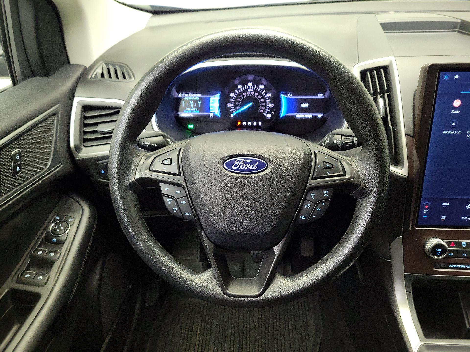 Thumbnail: 2021 Ford Edge - 10