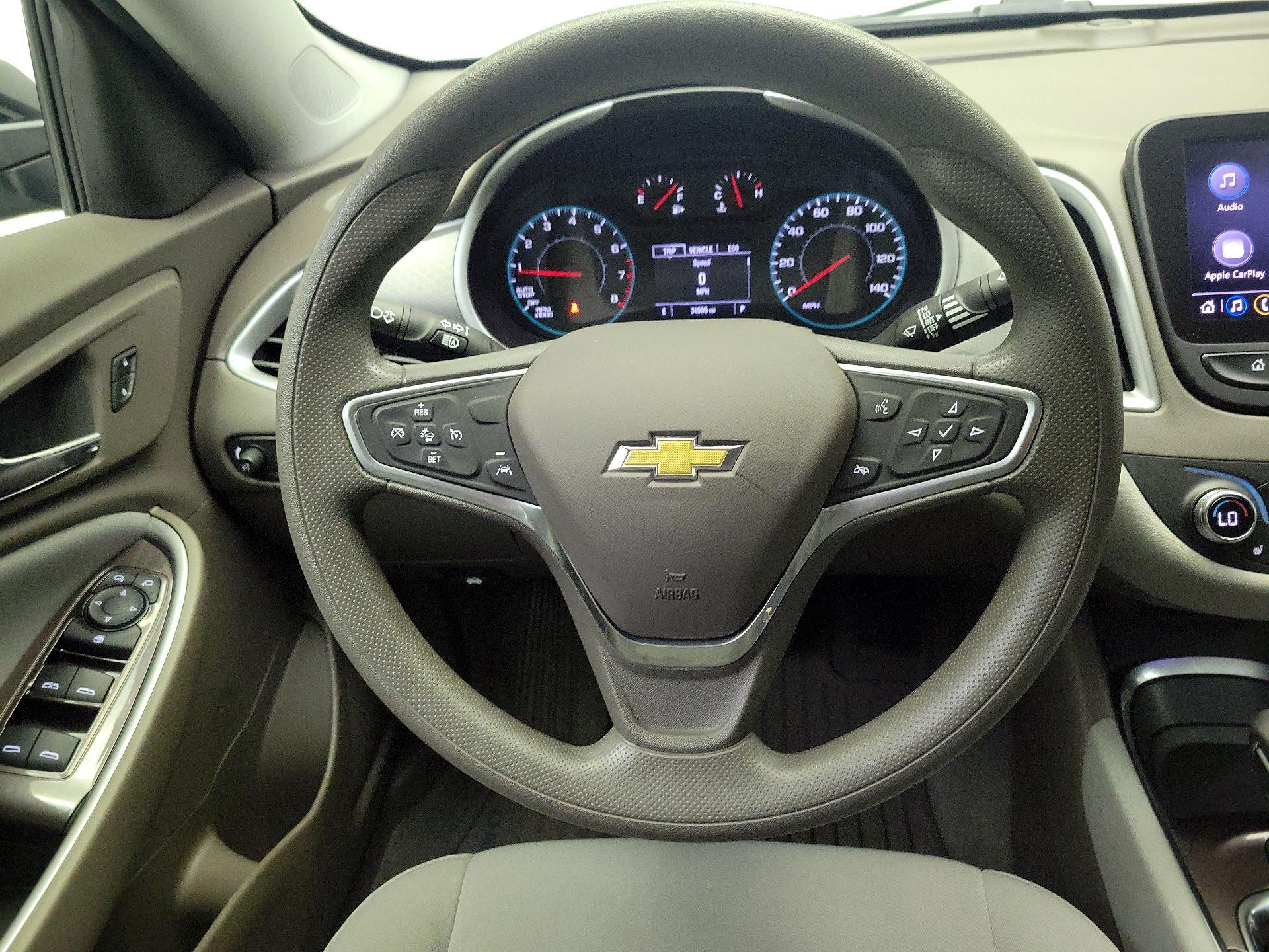 Thumbnail: 2023 Chevrolet Malibu - 10