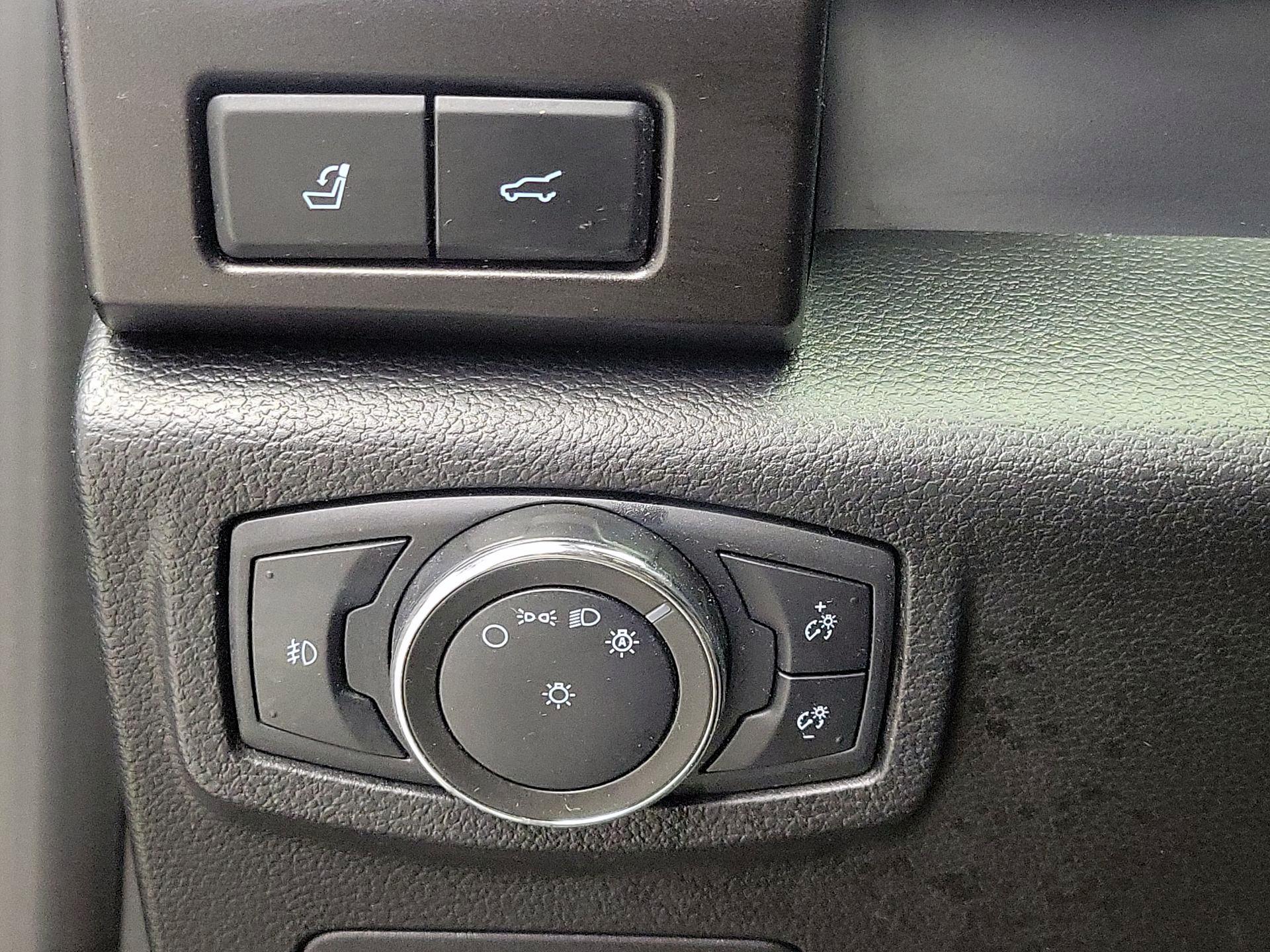 Thumbnail: 2020 Ford Expedition - 13