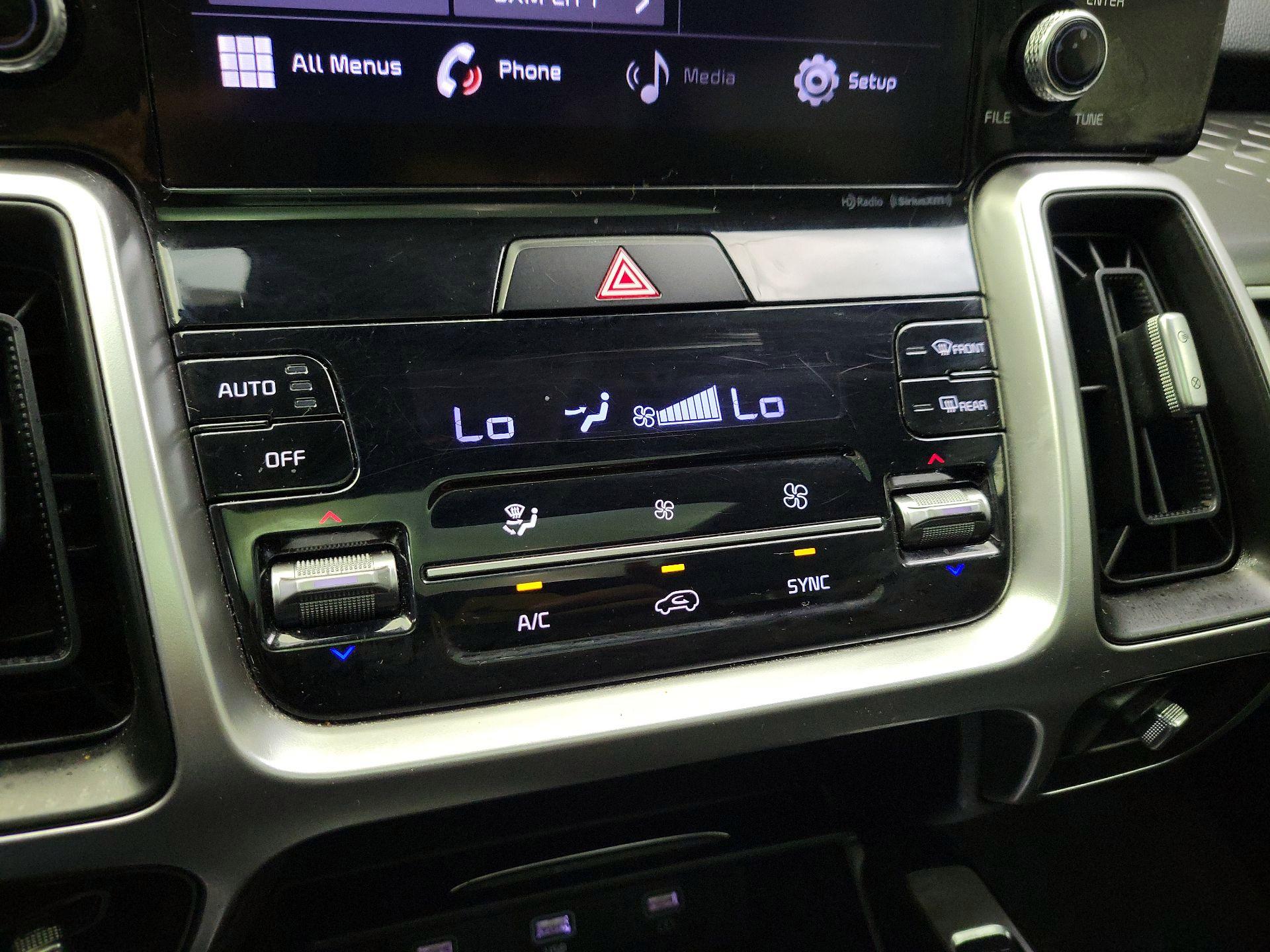 Thumbnail: 2021 Kia Sorento - 16