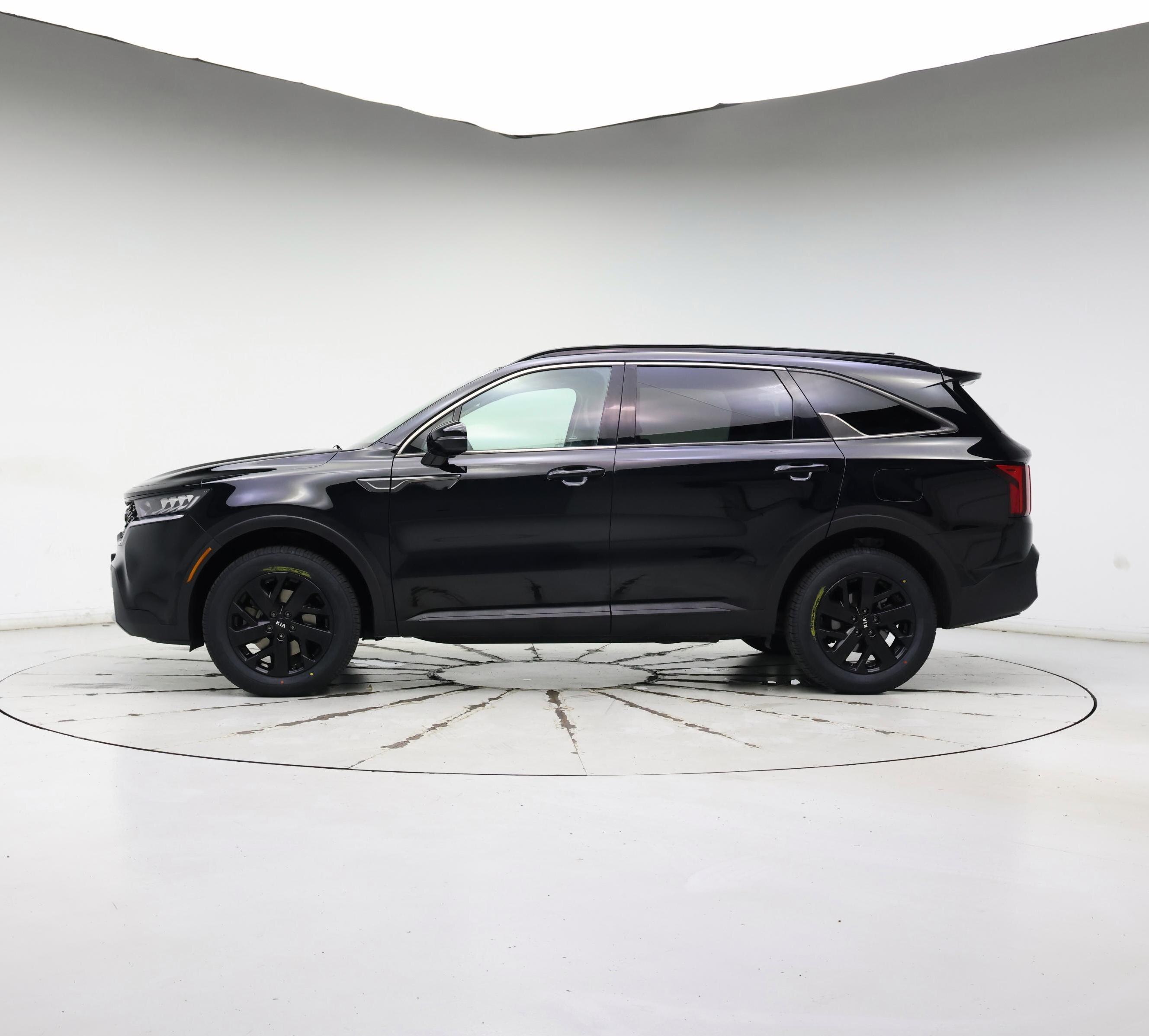 Thumbnail: 2021 Kia Sorento - 3