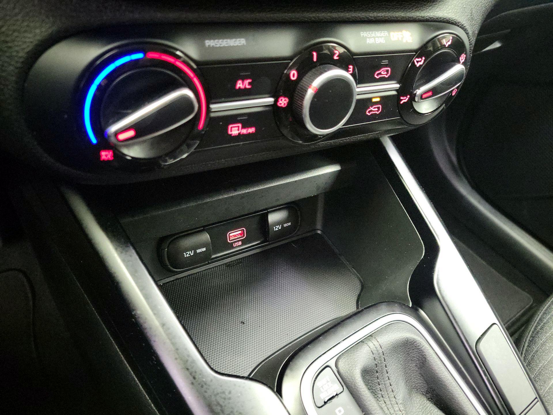 Thumbnail: 2020 Kia Soul - 16