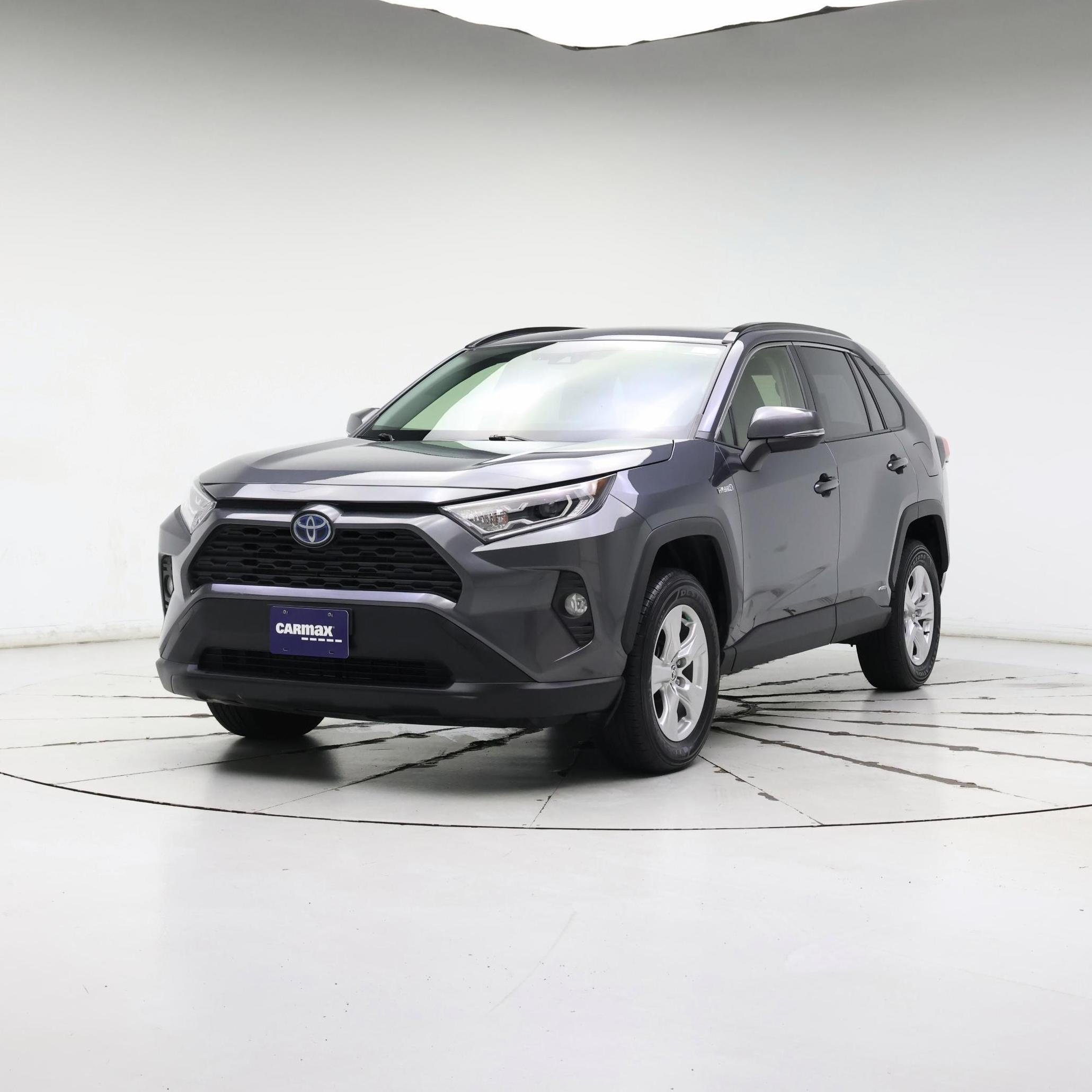 Thumbnail: 2020 Toyota RAV4 - 4