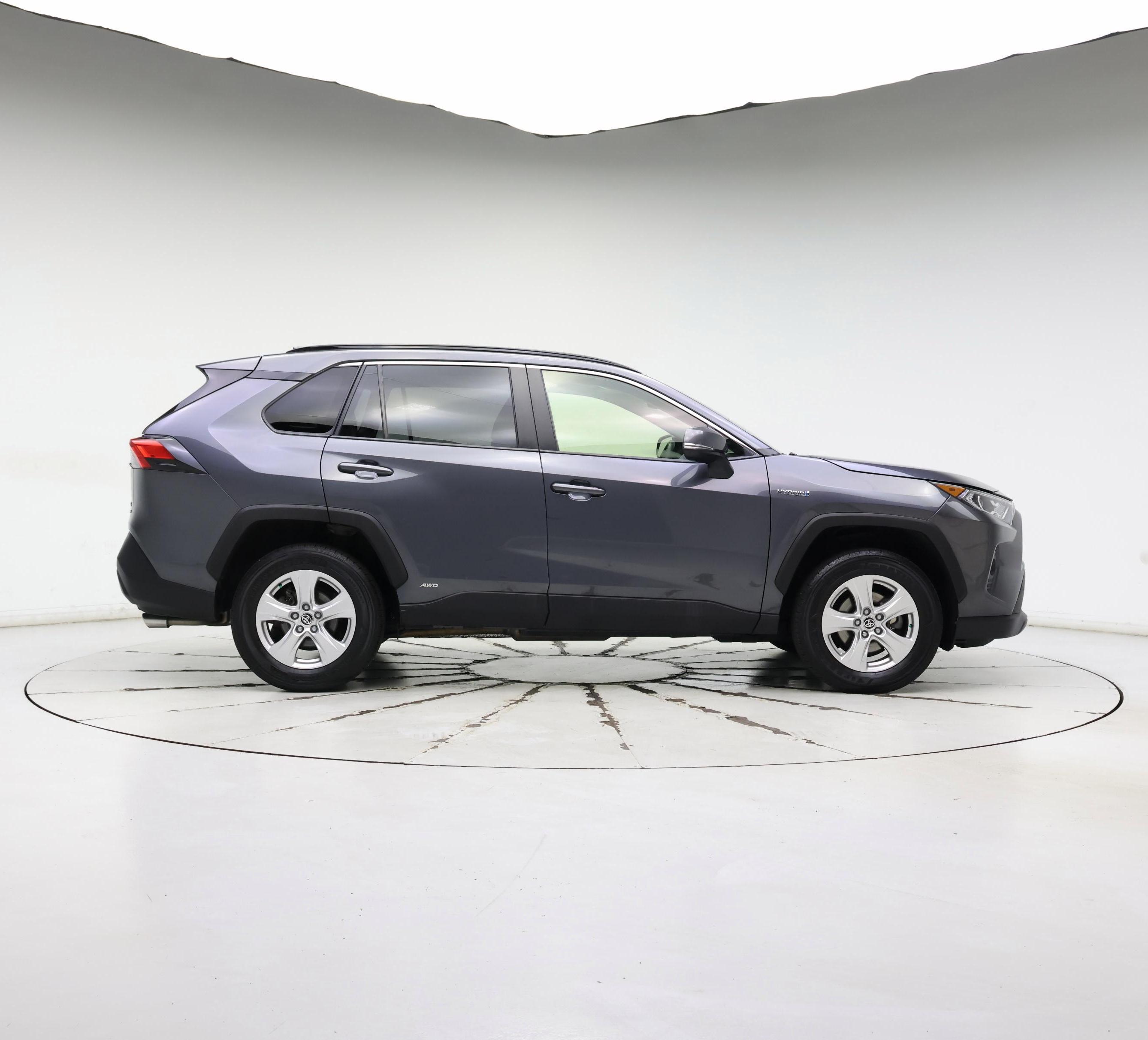 Thumbnail: 2020 Toyota RAV4 - 7