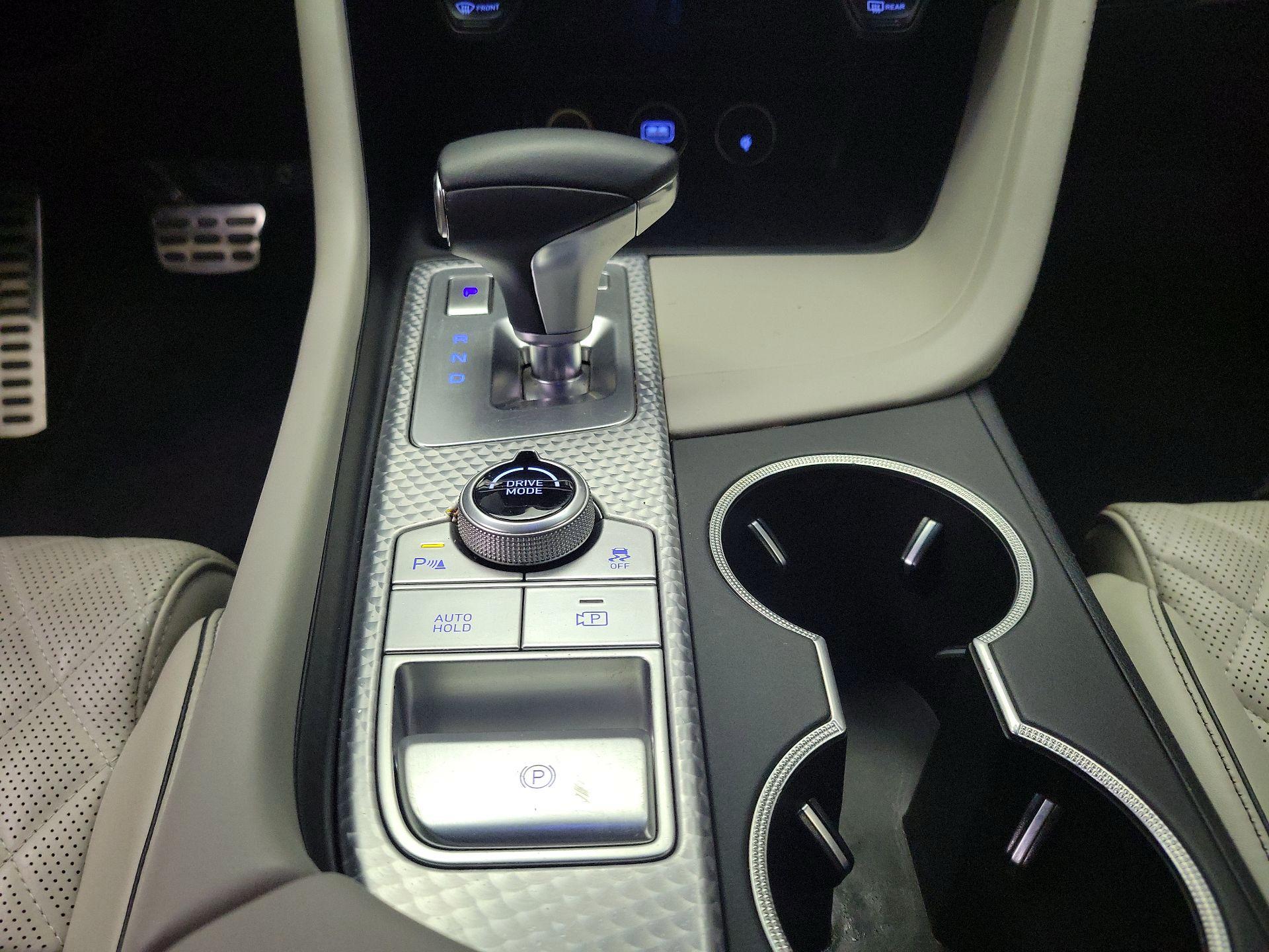 Thumbnail: 2022 Genesis G70 - 18
