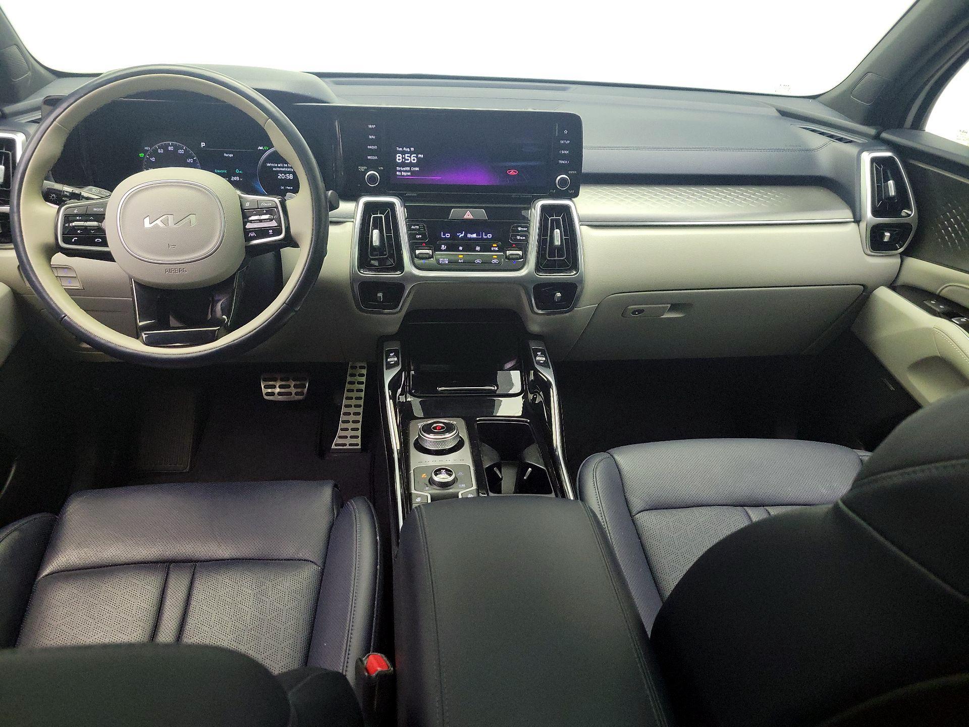 Thumbnail: 2022 Kia Sorento - 9