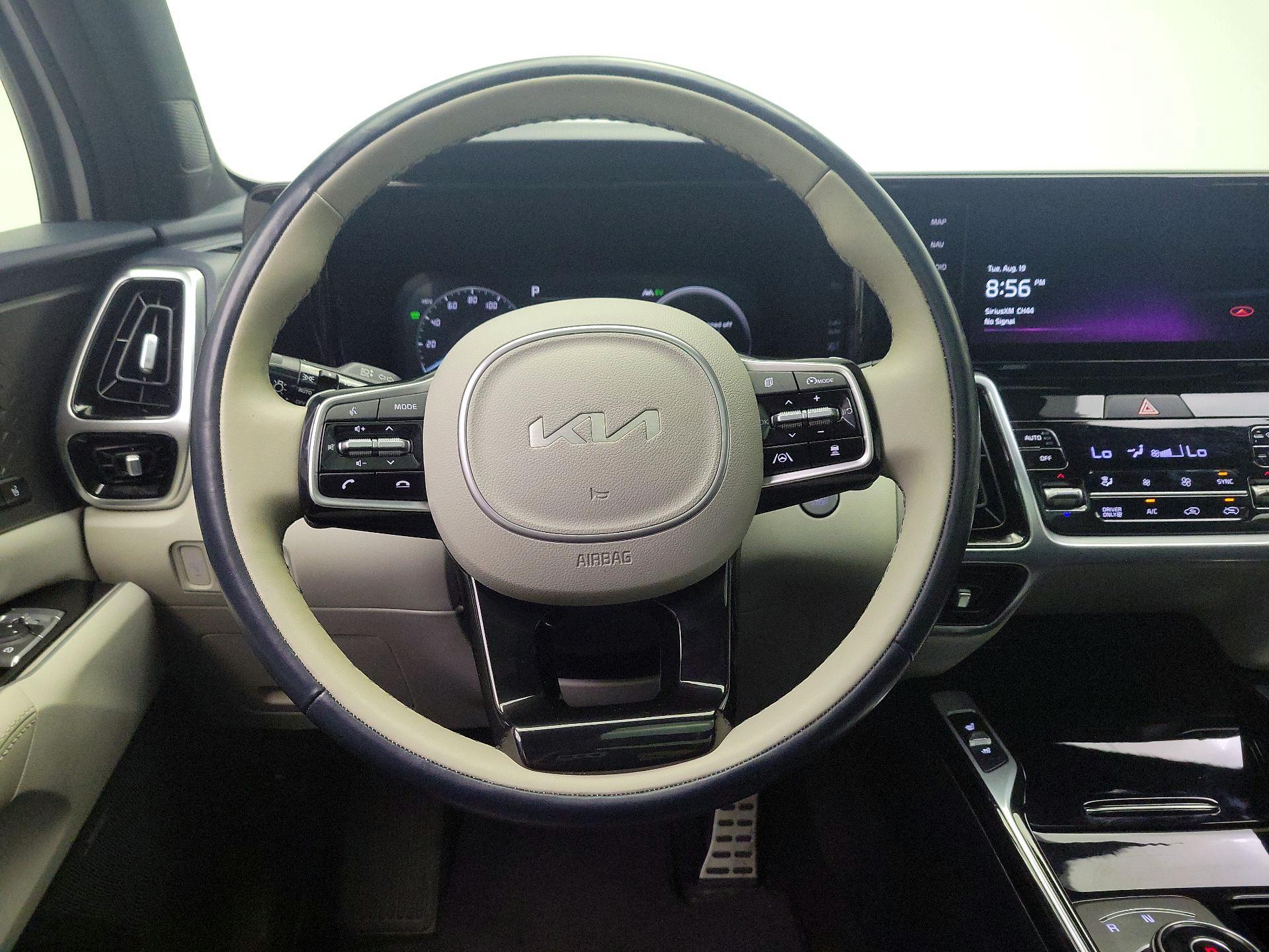 Thumbnail: 2022 Kia Sorento - 10