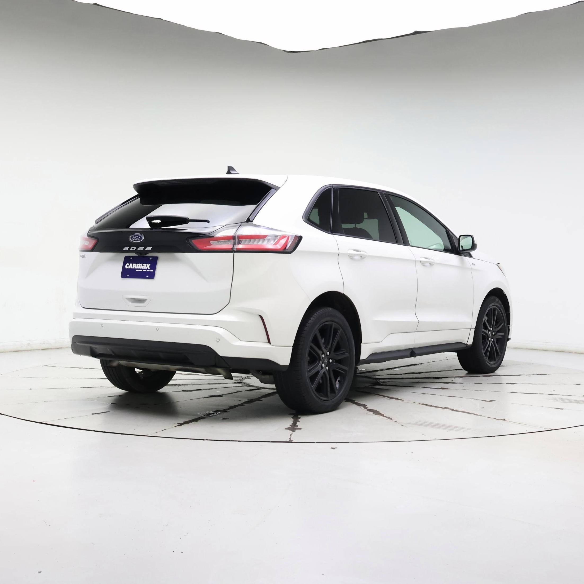 Thumbnail: 2022 Ford Edge - 8