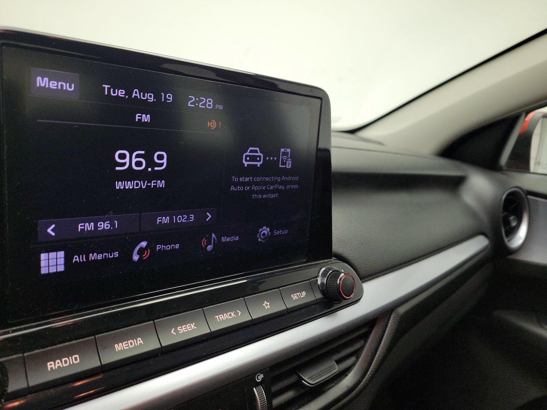 Thumbnail: 2023 Kia Forte - 15