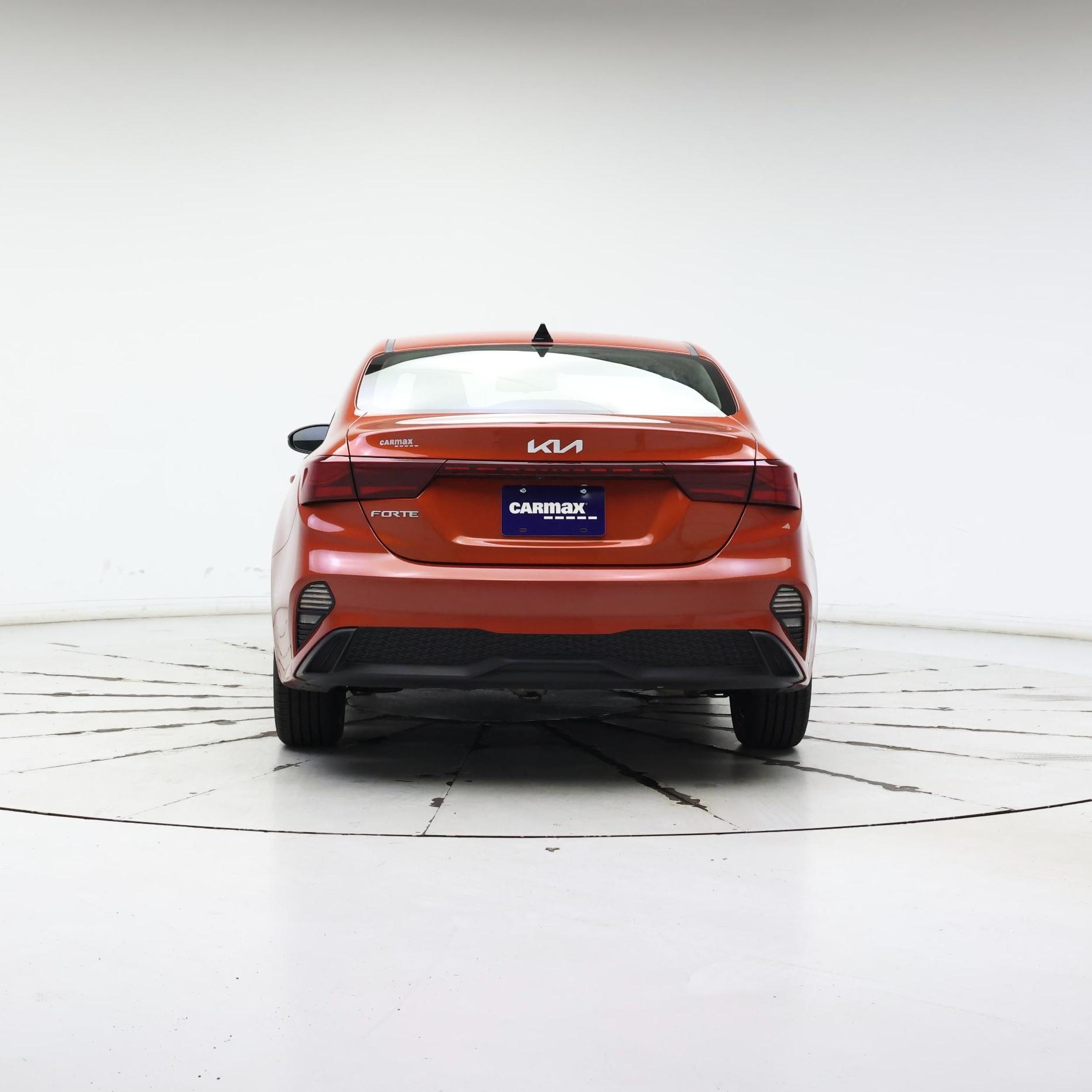 Thumbnail: 2023 Kia Forte - 6
