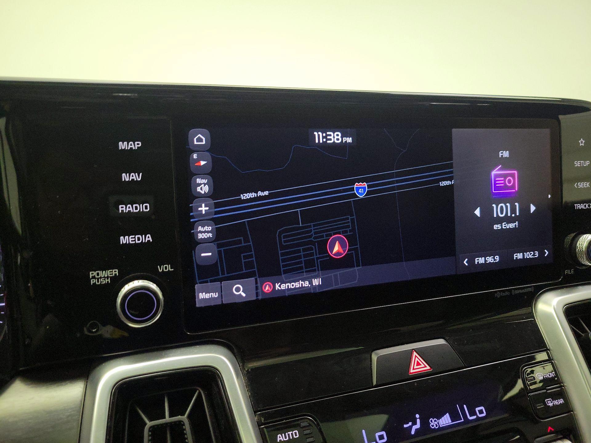Thumbnail: 2022 Kia Sorento - 14