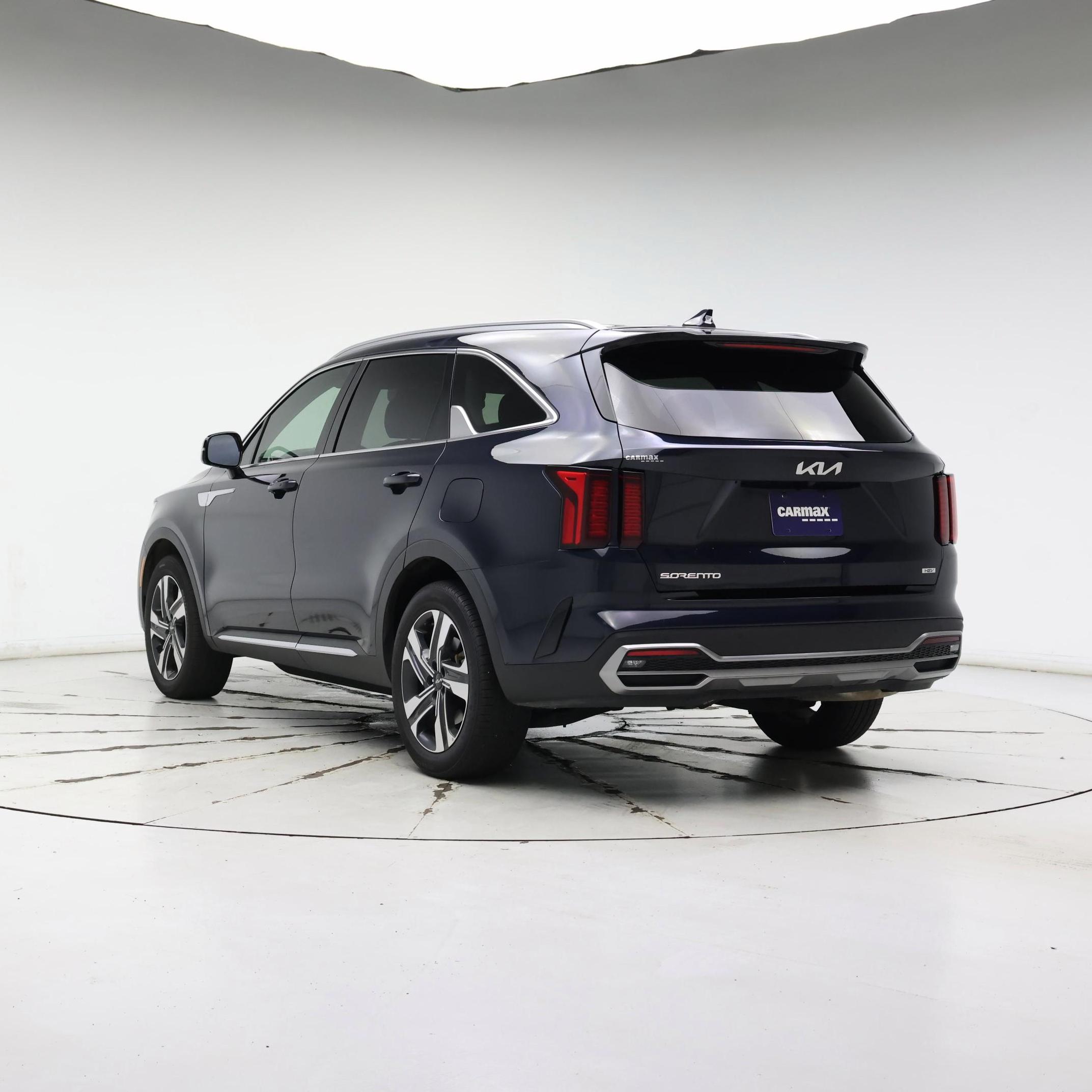 Thumbnail: 2023 Kia Sorento - 2