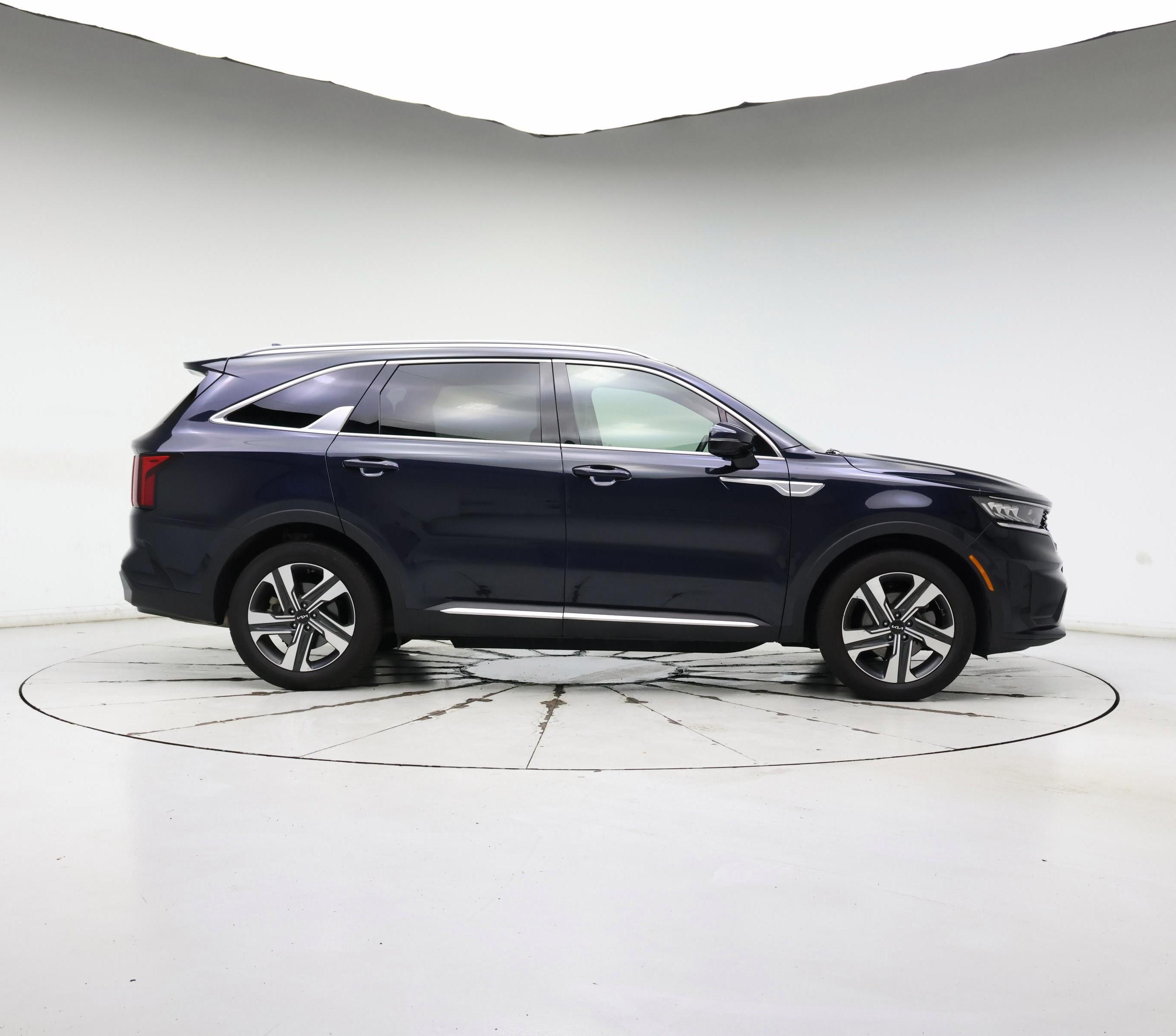 Thumbnail: 2023 Kia Sorento - 7