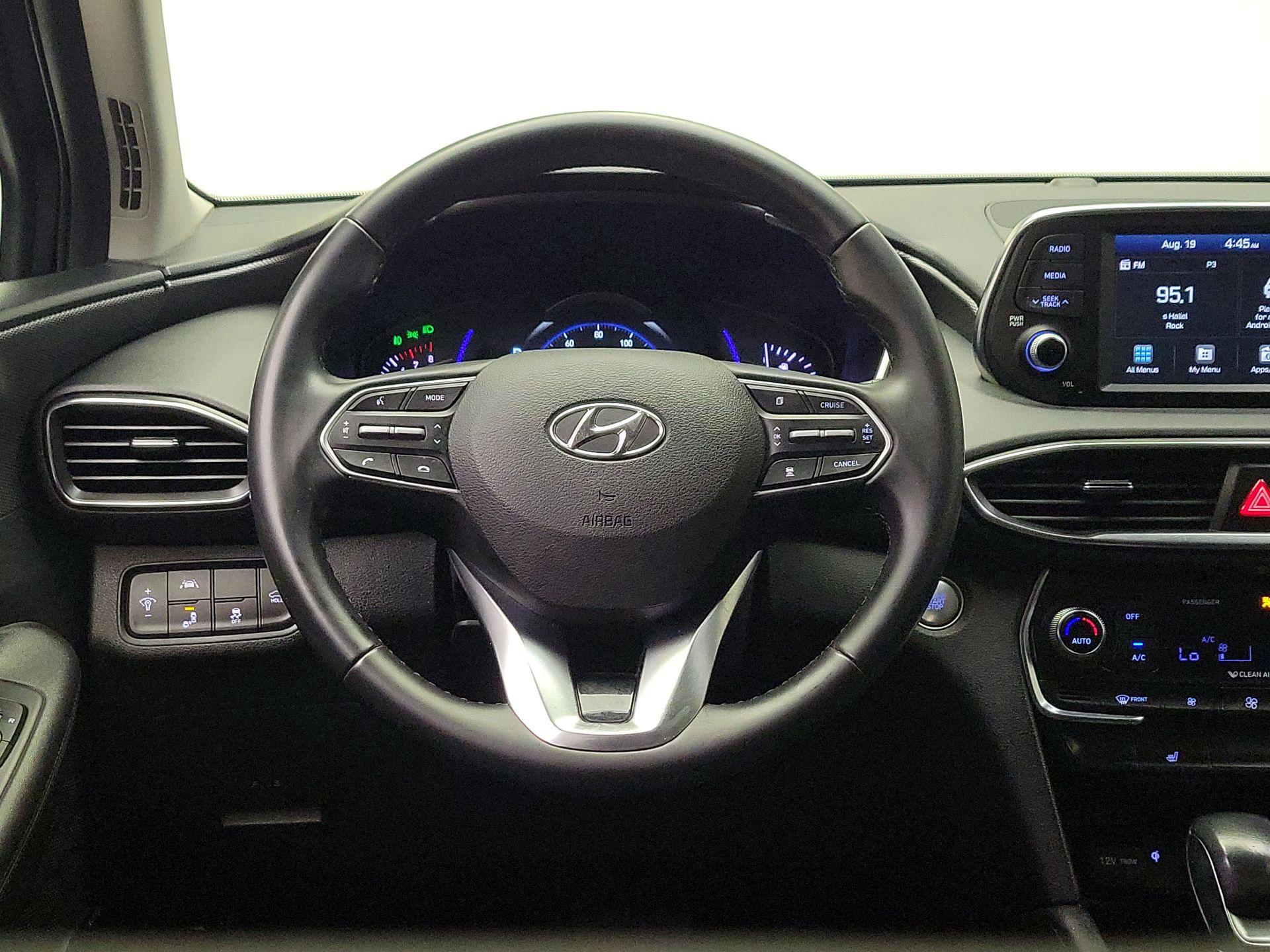 Thumbnail: 2020 Hyundai Santa Fe - 10