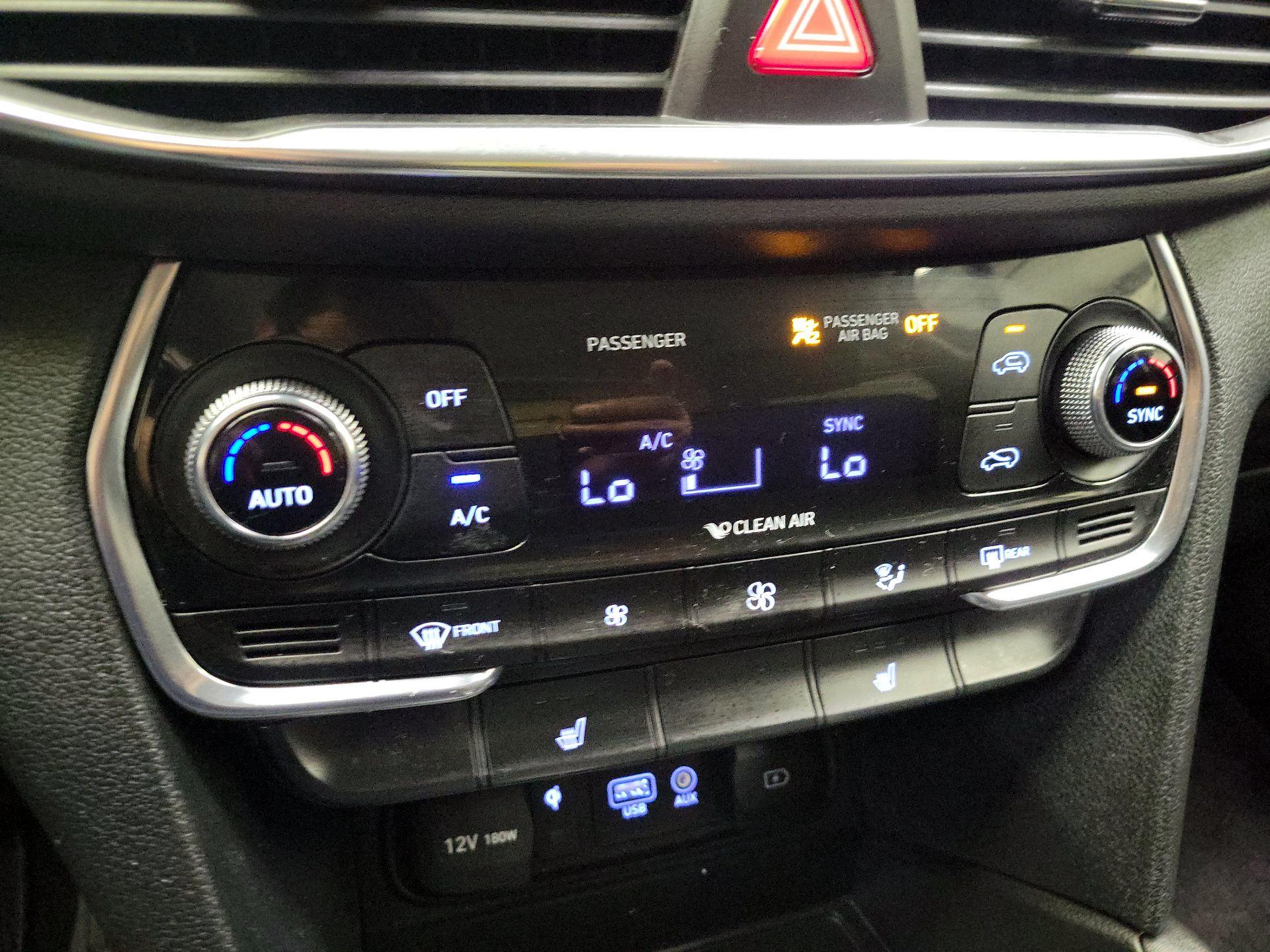 Thumbnail: 2020 Hyundai Santa Fe - 16