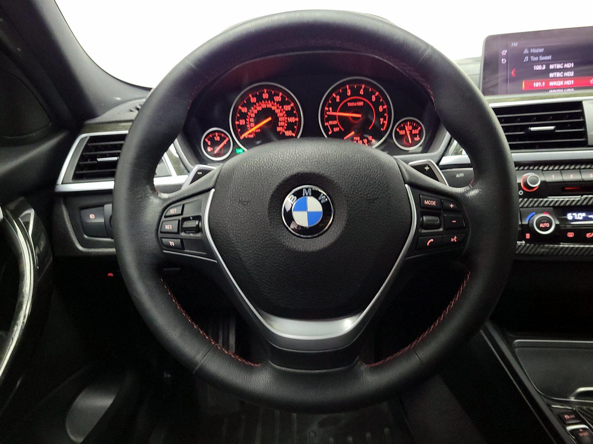 Thumbnail: 2018 BMW 3 Series - 10