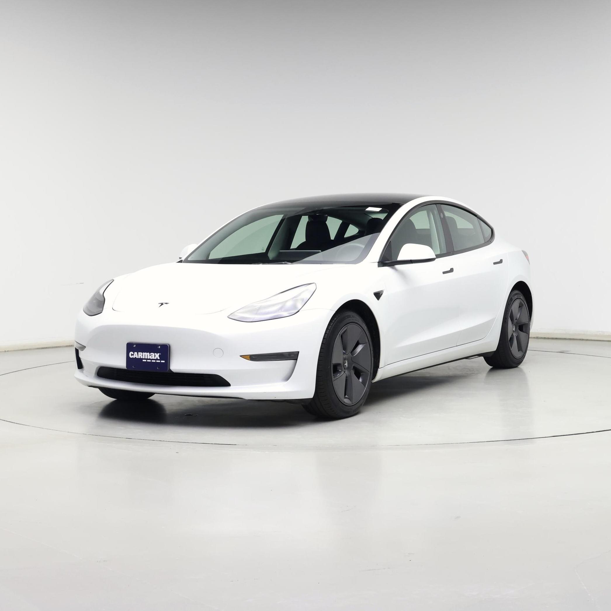 Thumbnail: 2023 Tesla Model 3 - 4