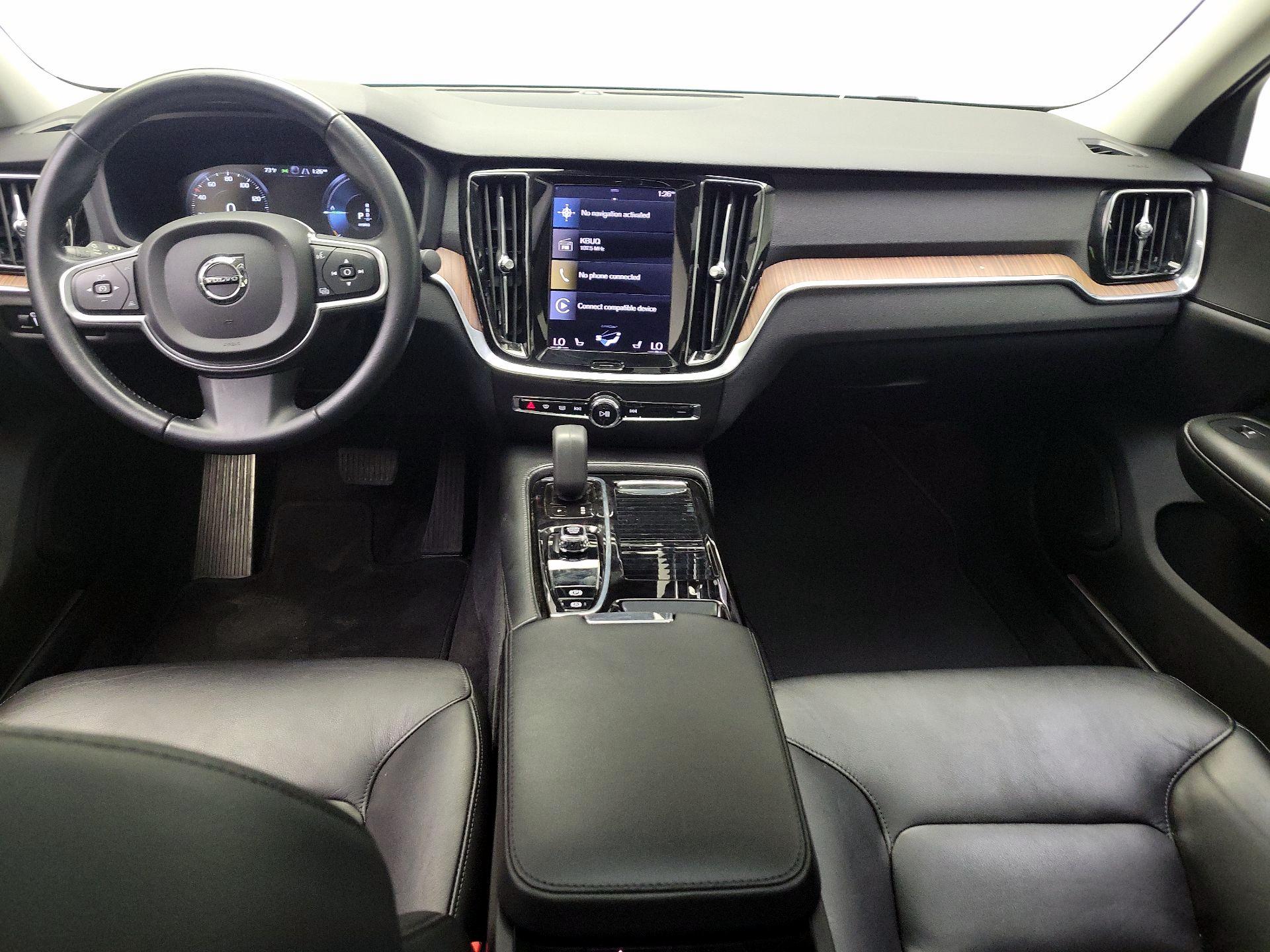 Thumbnail: 2022 Volvo S60 - 9