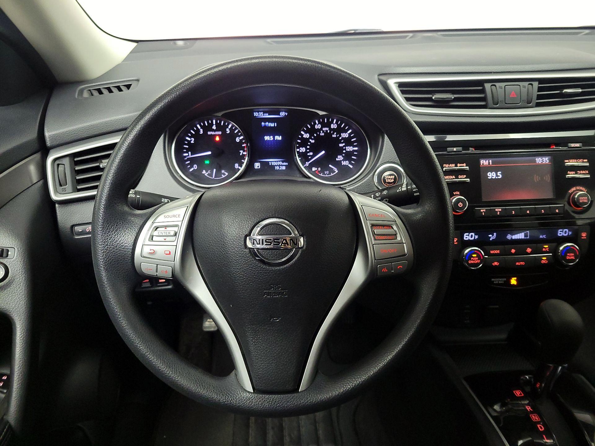 Thumbnail: 2016 Nissan Rogue - 10