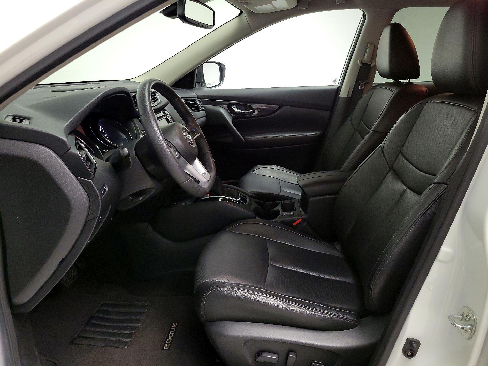 Thumbnail: 2020 Nissan Rogue - 11
