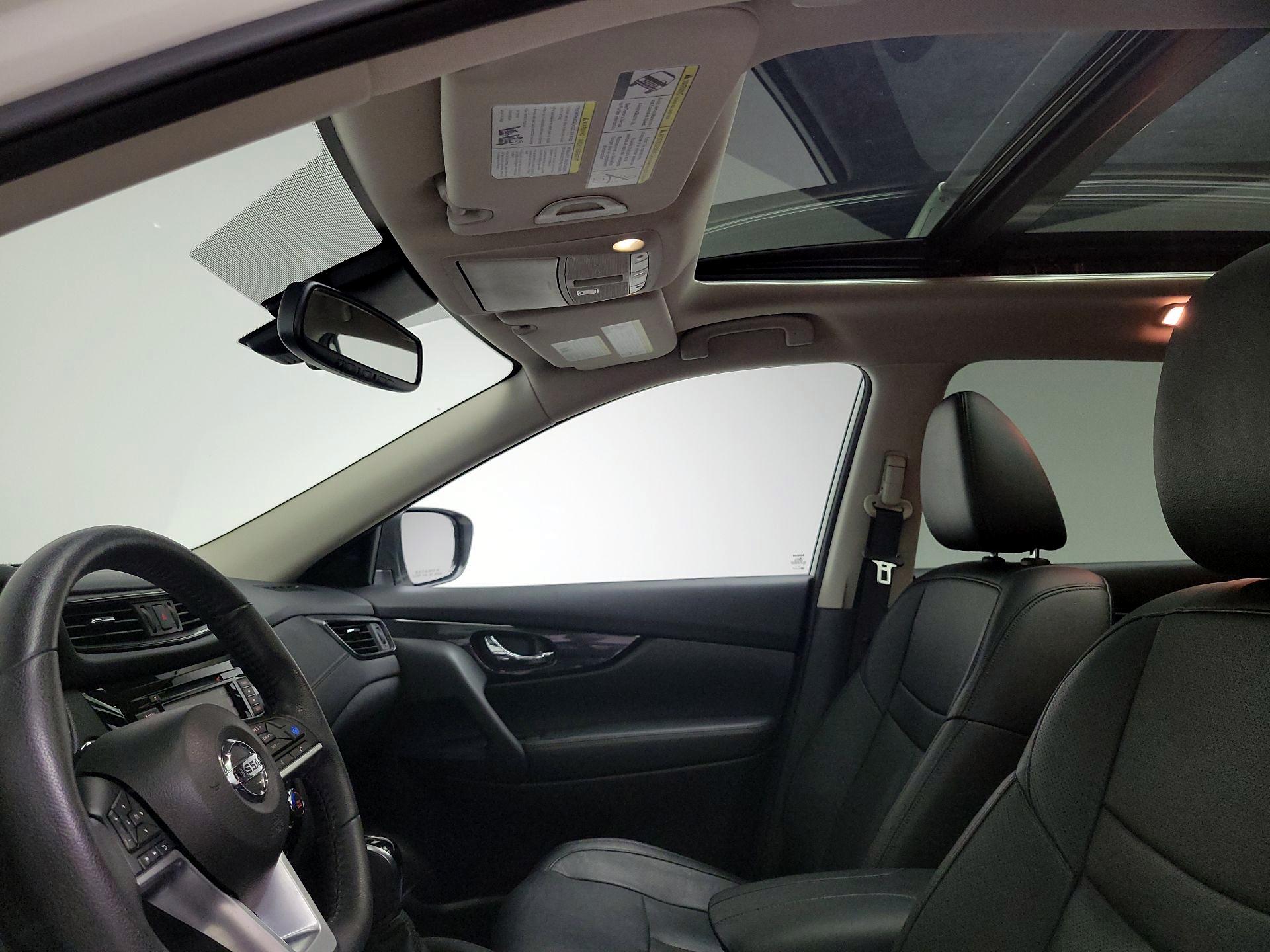 Thumbnail: 2020 Nissan Rogue - 20