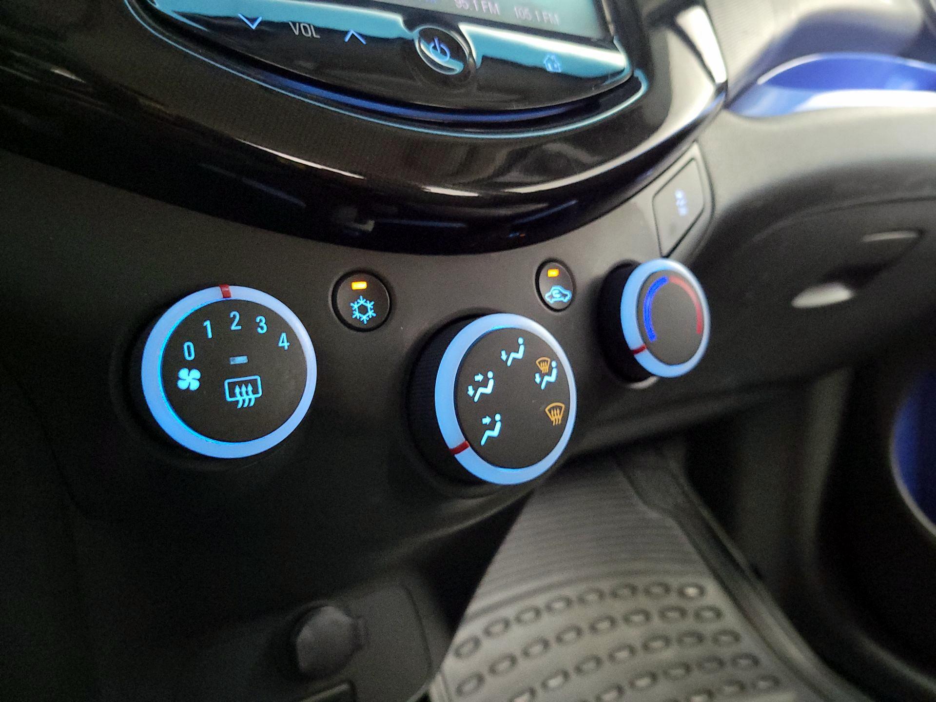 Thumbnail: 2015 Chevrolet Spark - 15