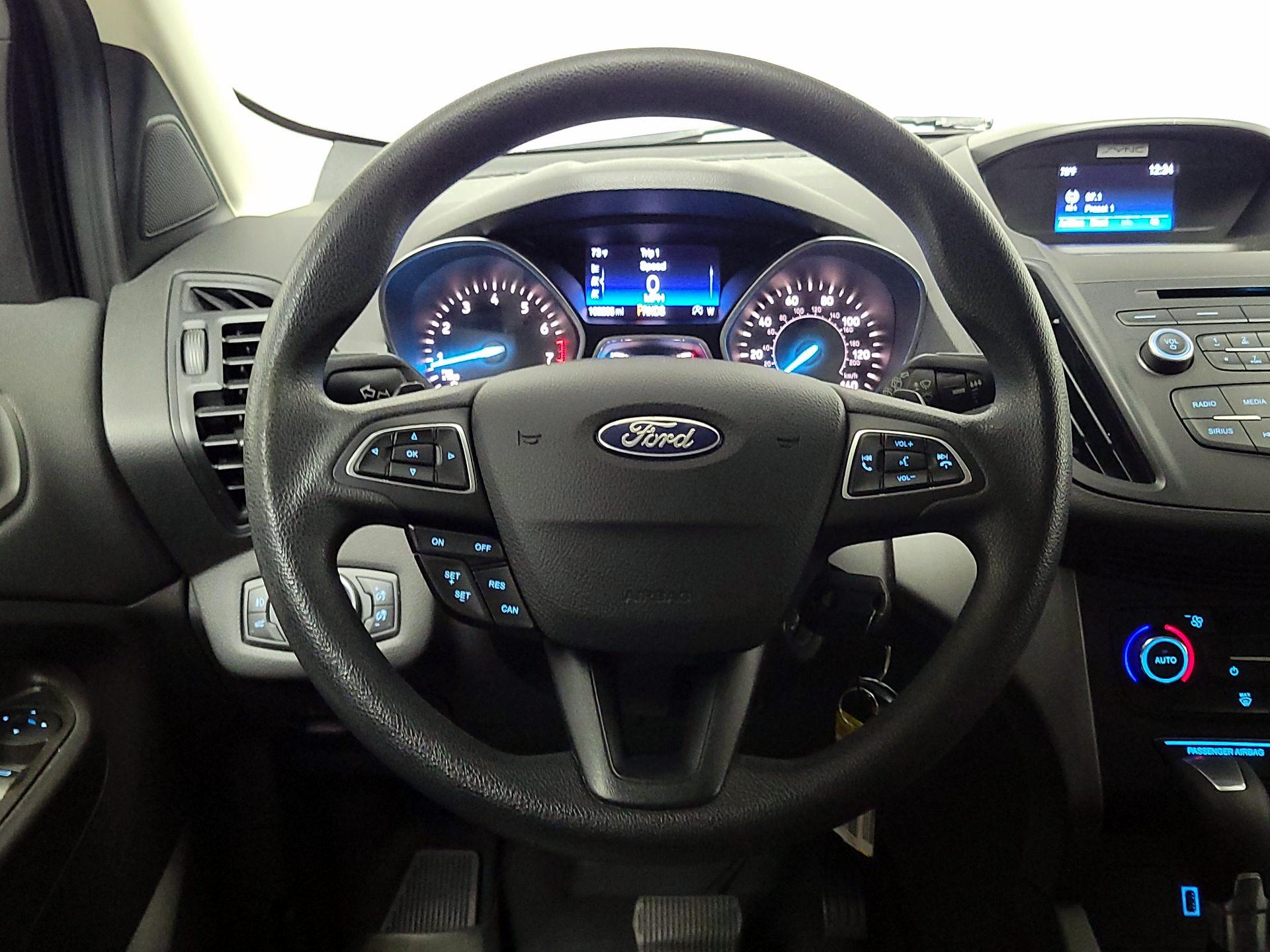 Thumbnail: 2017 Ford Escape - 10