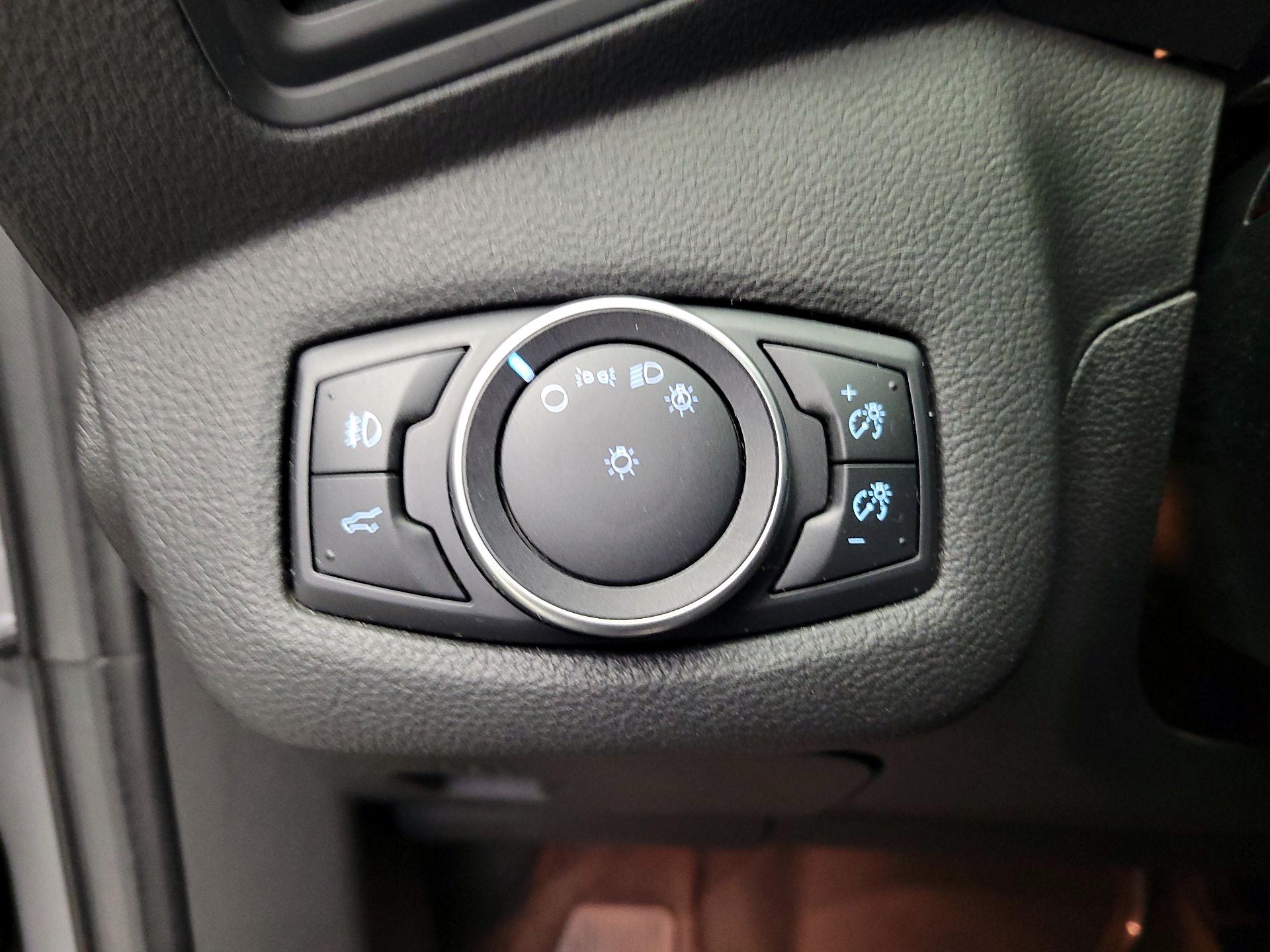 Thumbnail: 2017 Ford Escape - 13