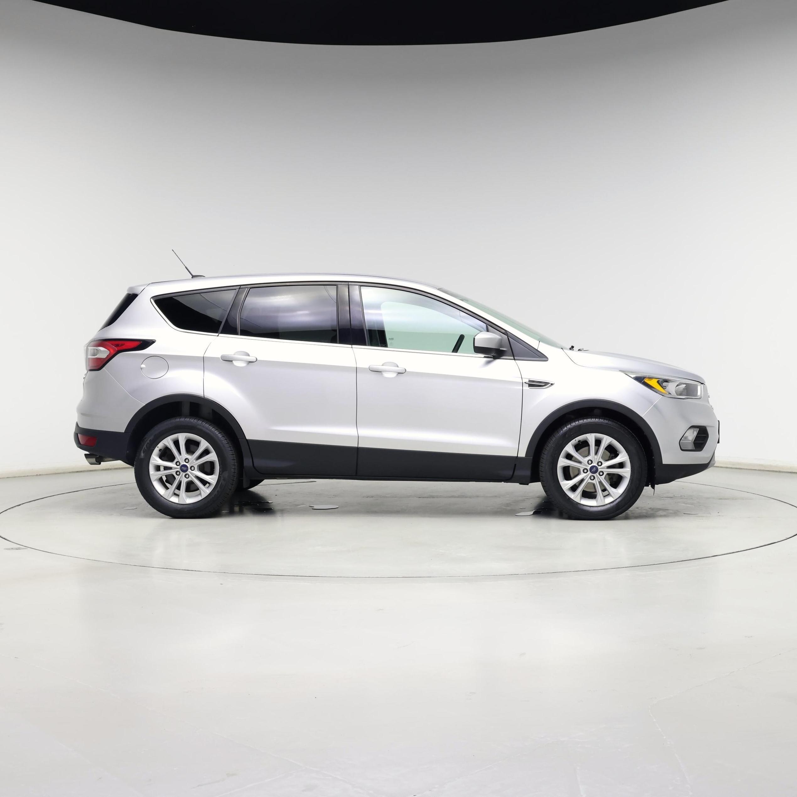 Thumbnail: 2017 Ford Escape - 7