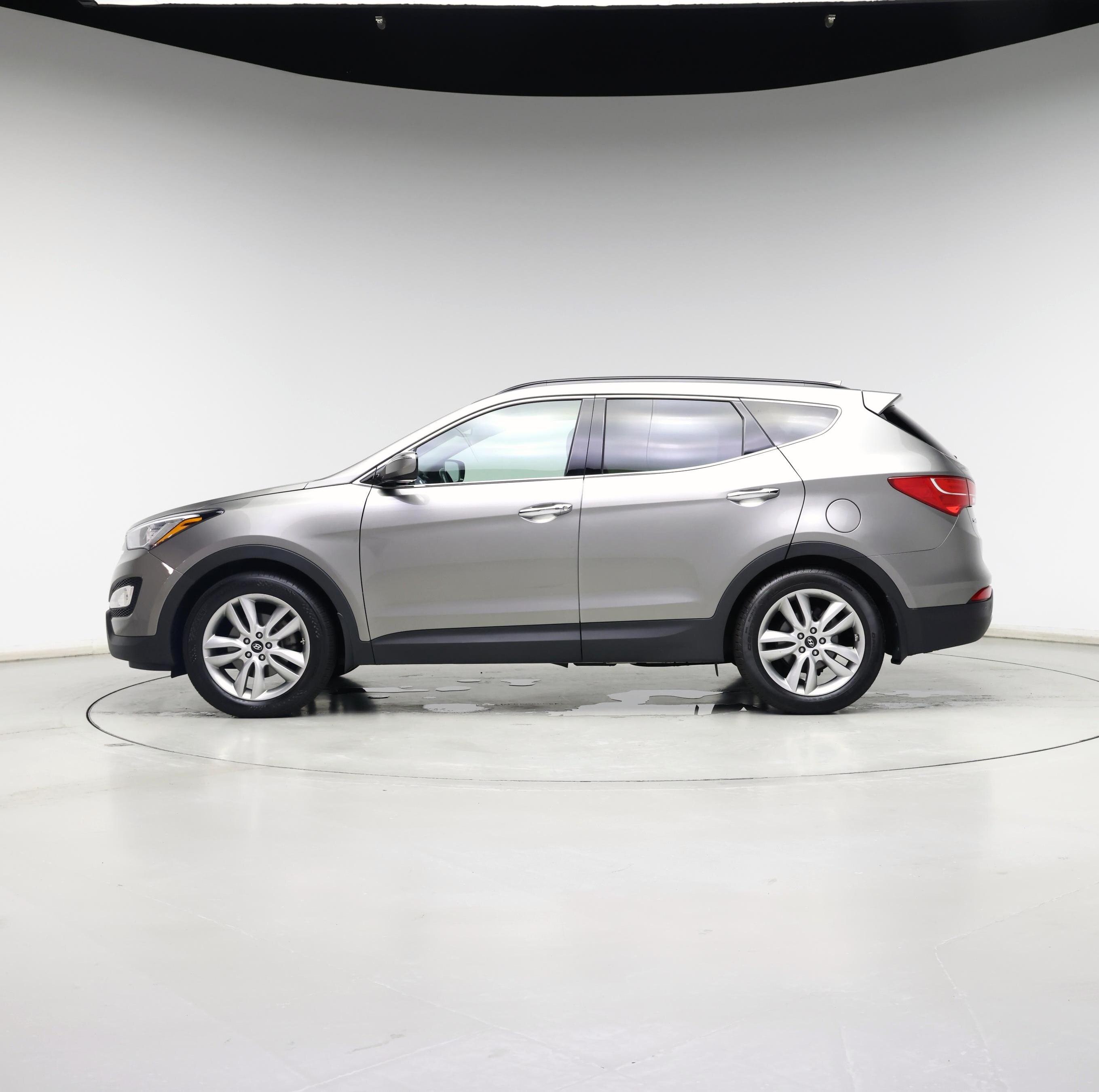 Thumbnail: 2015 Hyundai Santa Fe - 3