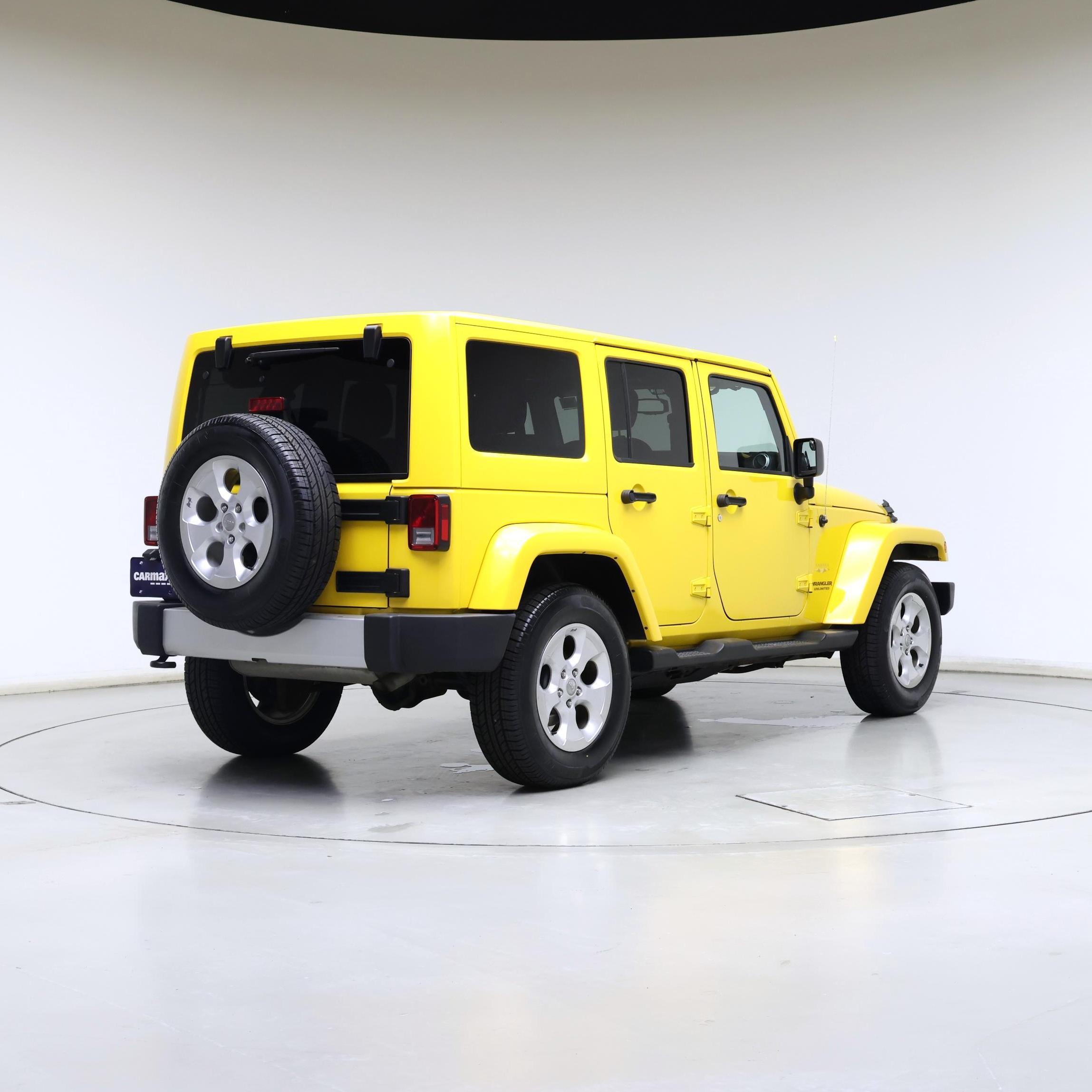 Thumbnail: 2015 Jeep Wrangler - 8