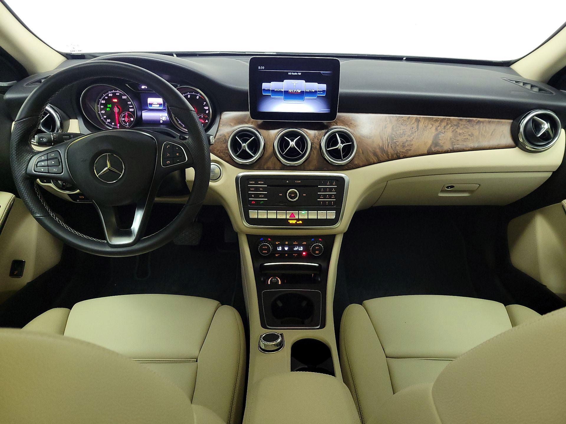 Thumbnail: 2019 Mercedes-Benz GLA - 9
