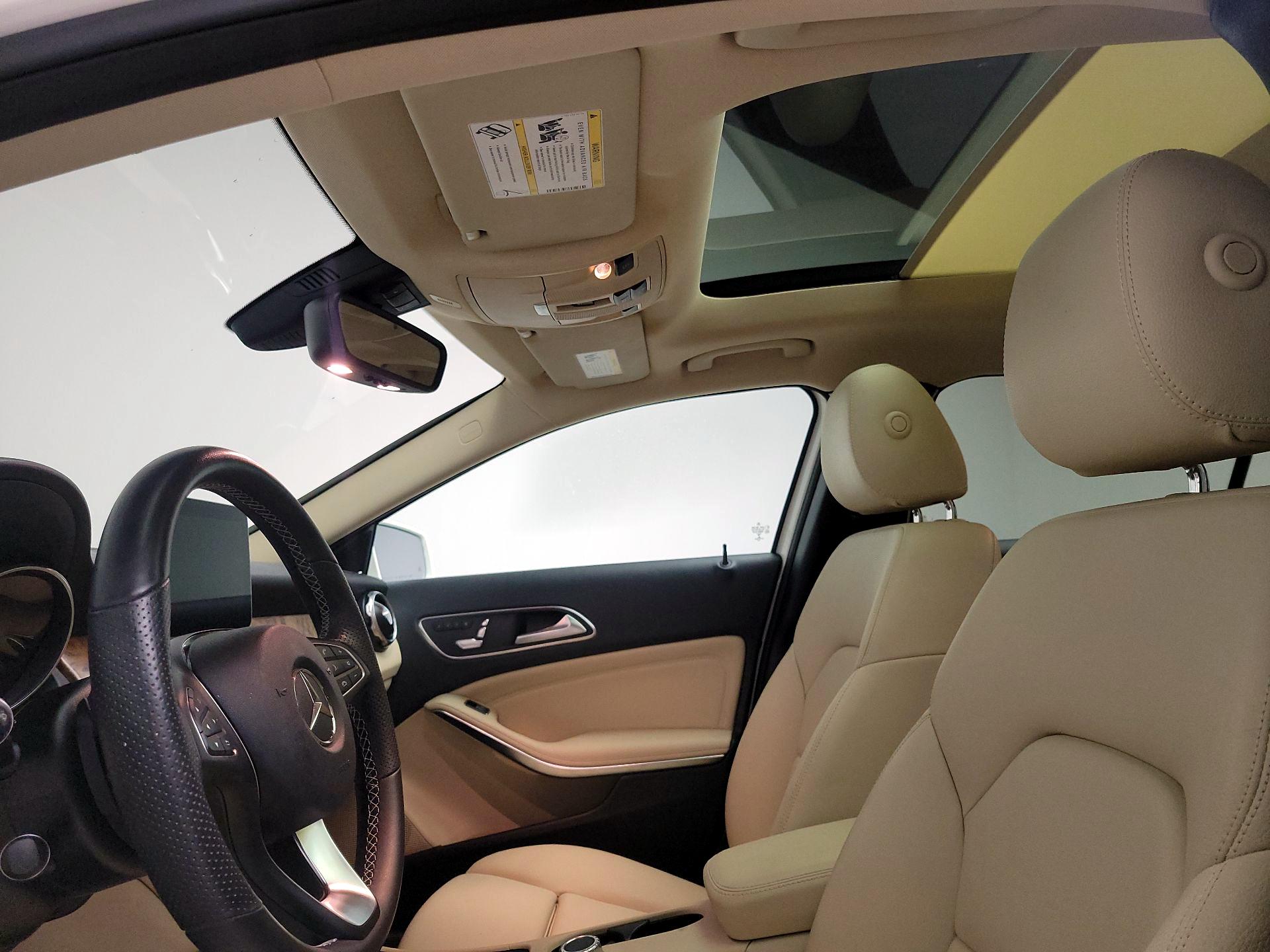 Thumbnail: 2019 Mercedes-Benz GLA - 20