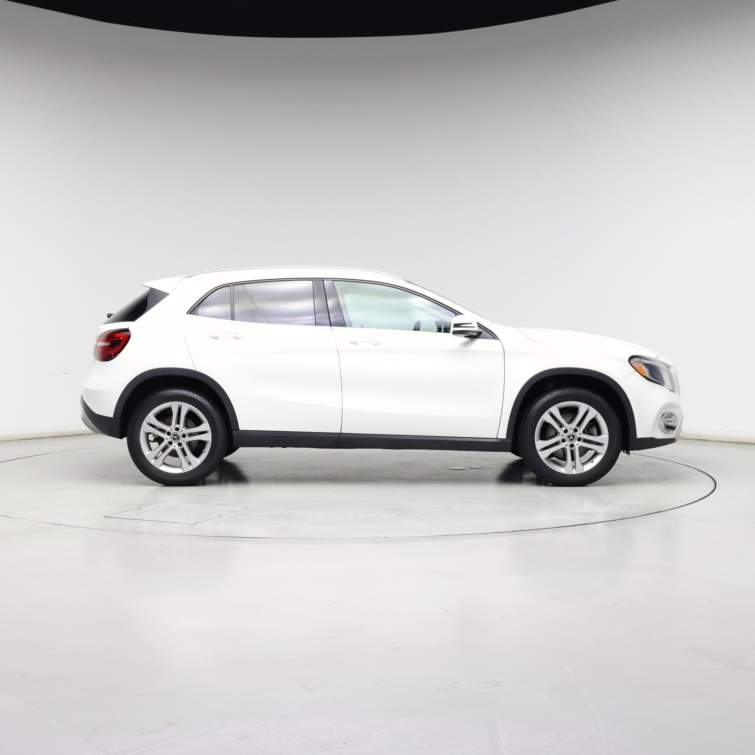 Thumbnail: 2019 Mercedes-Benz GLA - 7