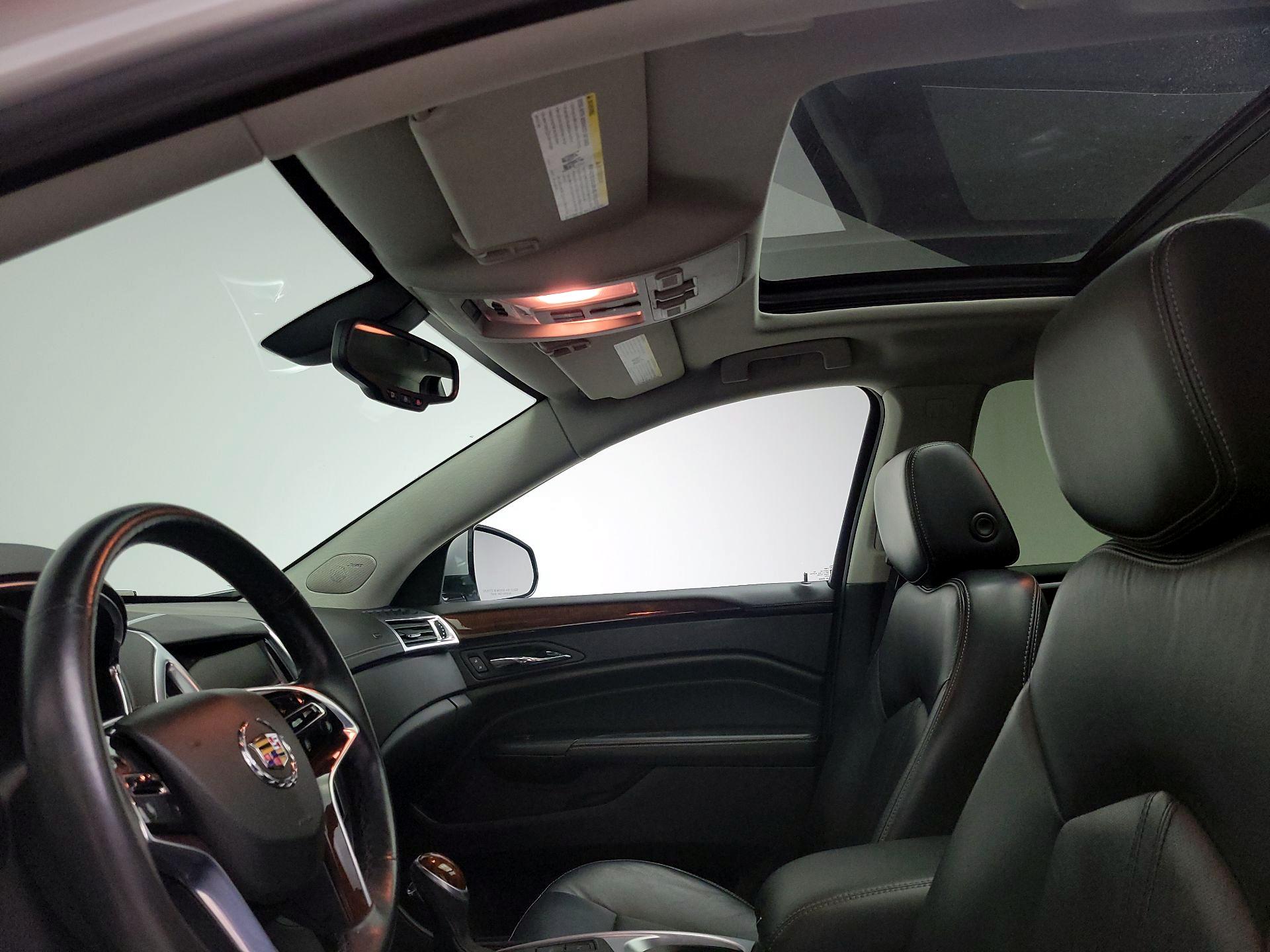 Thumbnail: 2015 Cadillac SRX - 20