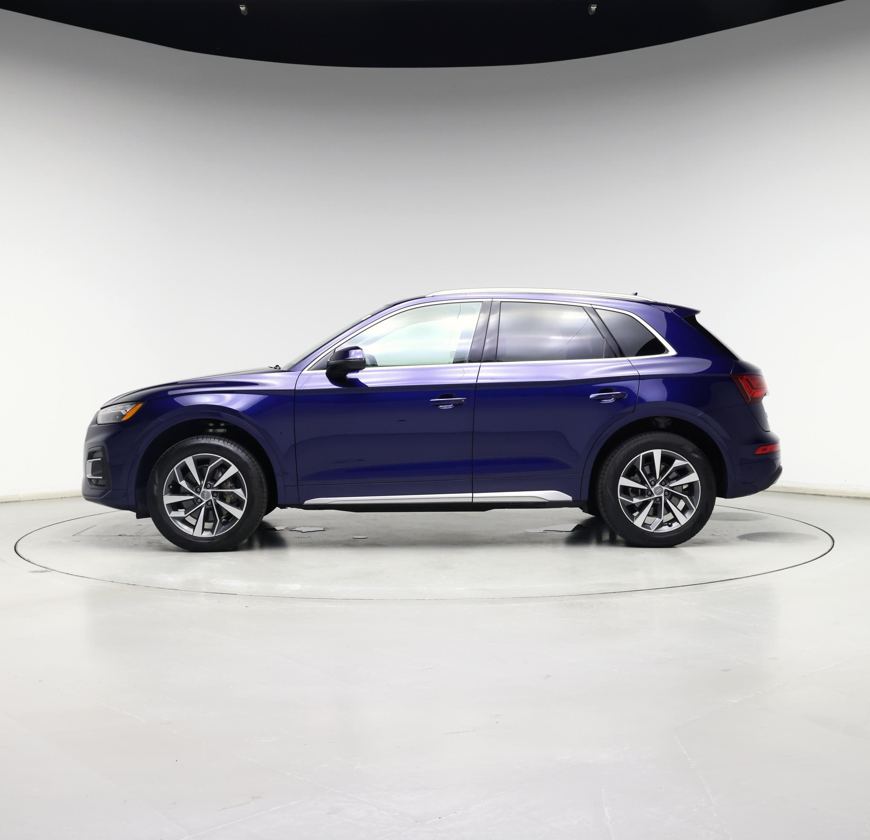 Thumbnail: 2021 Audi Q5 - 3