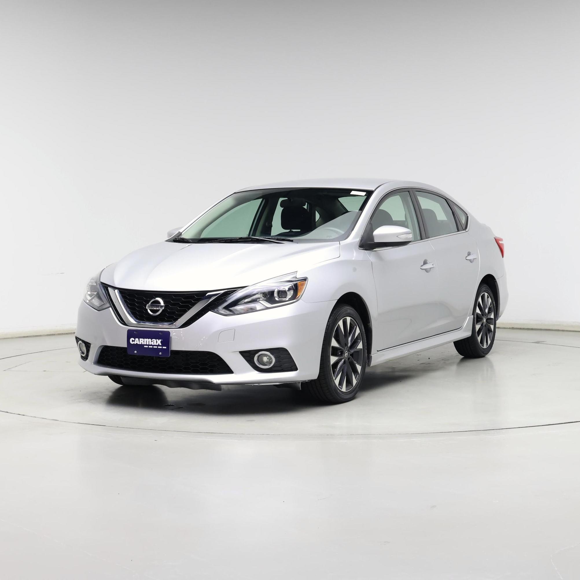 Thumbnail: 2017 Nissan Sentra - 4
