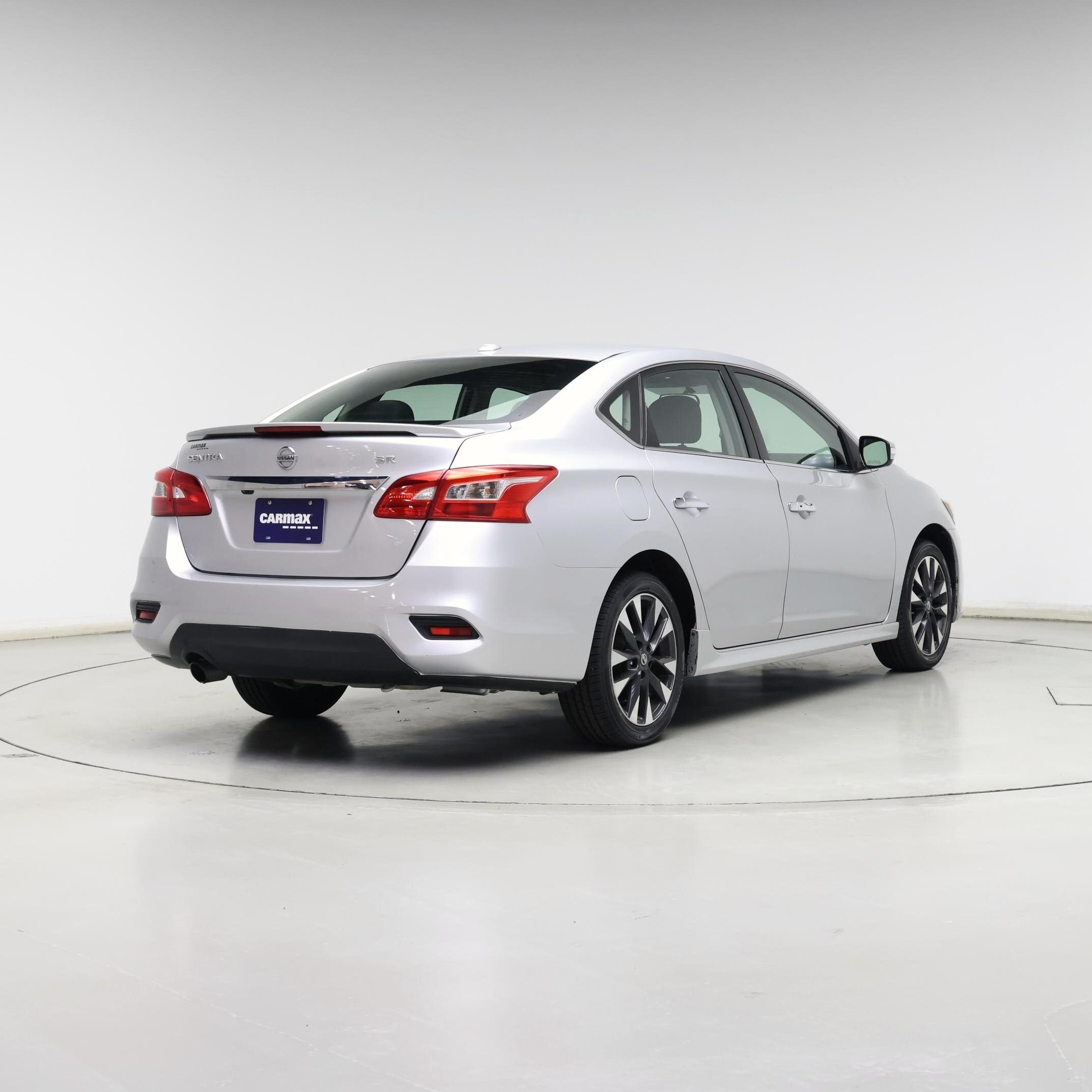 Thumbnail: 2017 Nissan Sentra - 8