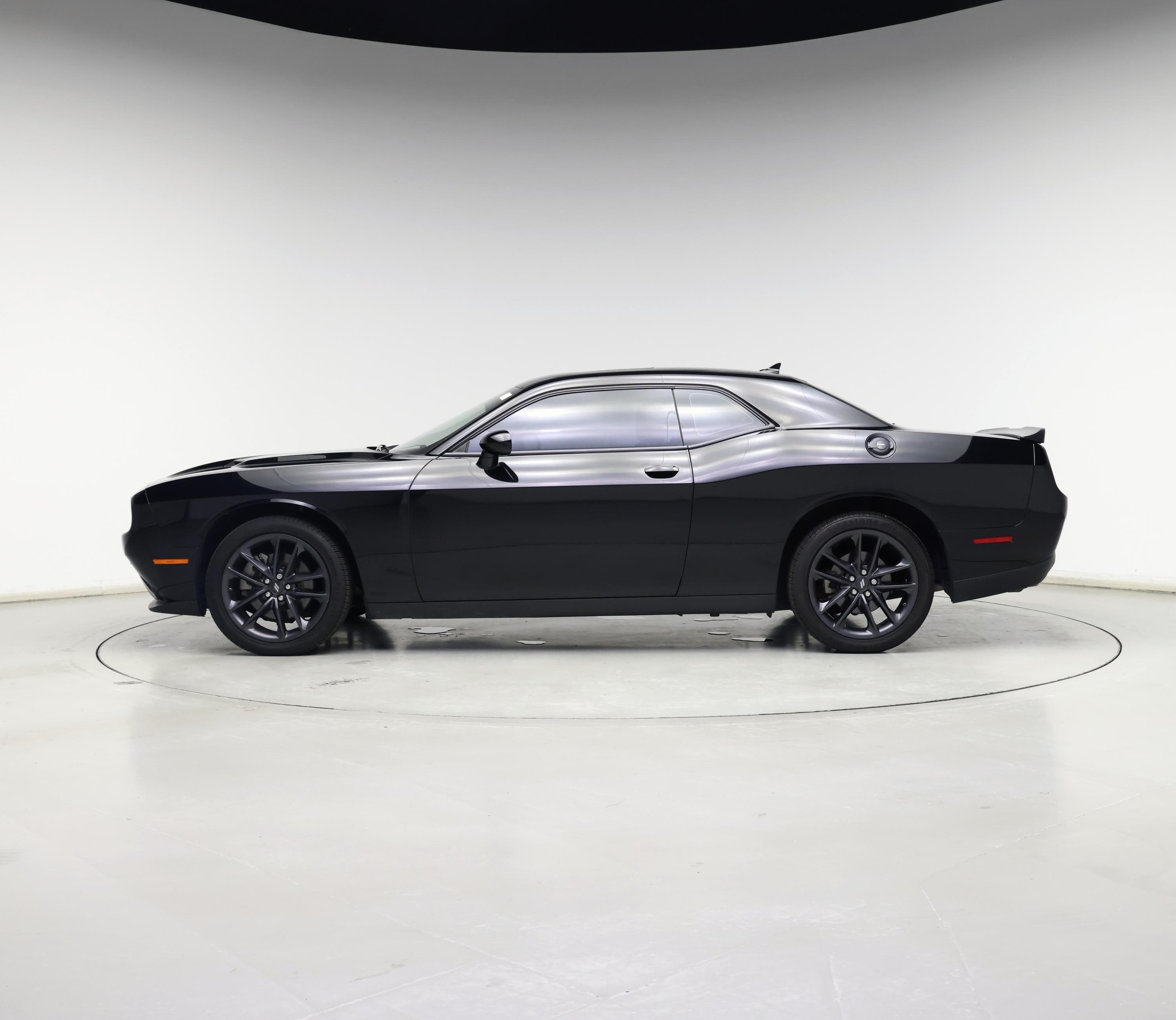 Thumbnail: 2022 Dodge Challenger - 3