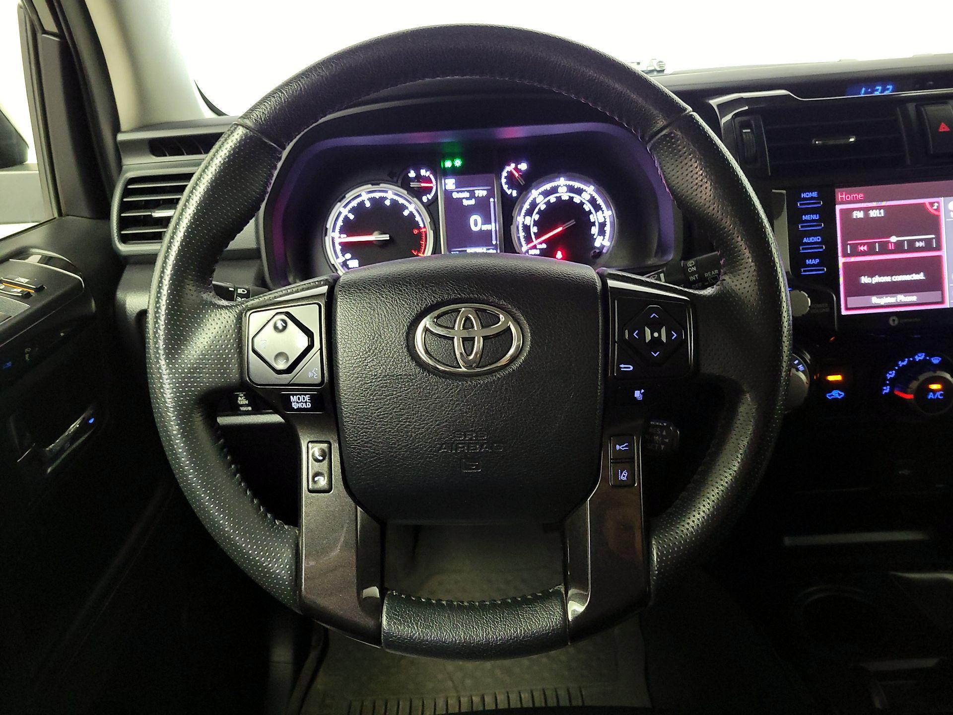 Thumbnail: 2021 Toyota 4Runner - 10