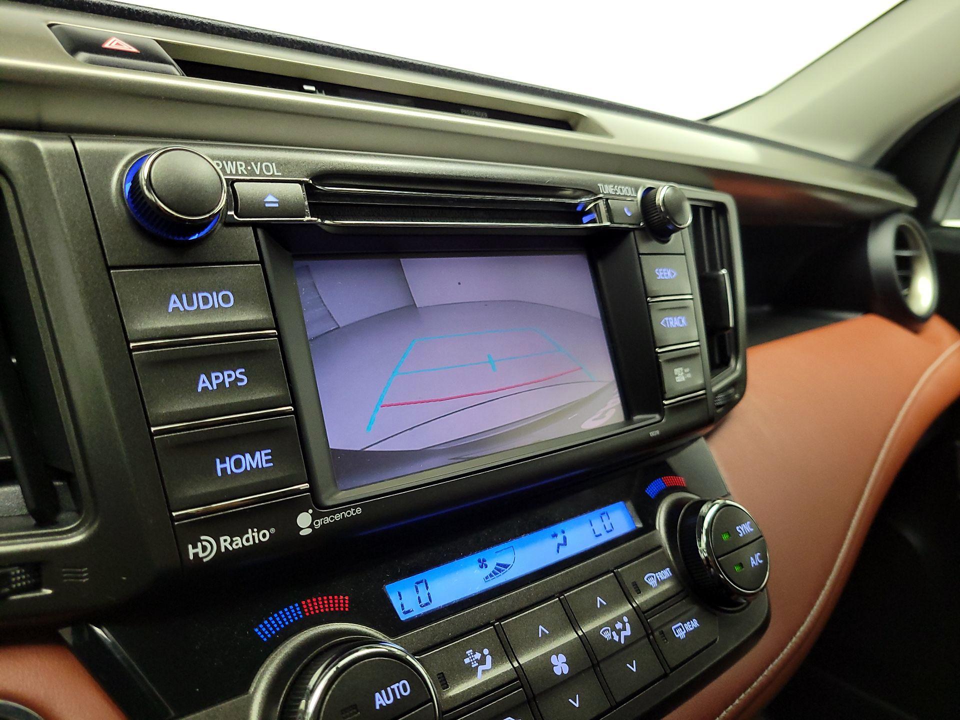 Thumbnail: 2015 Toyota RAV4 - 14