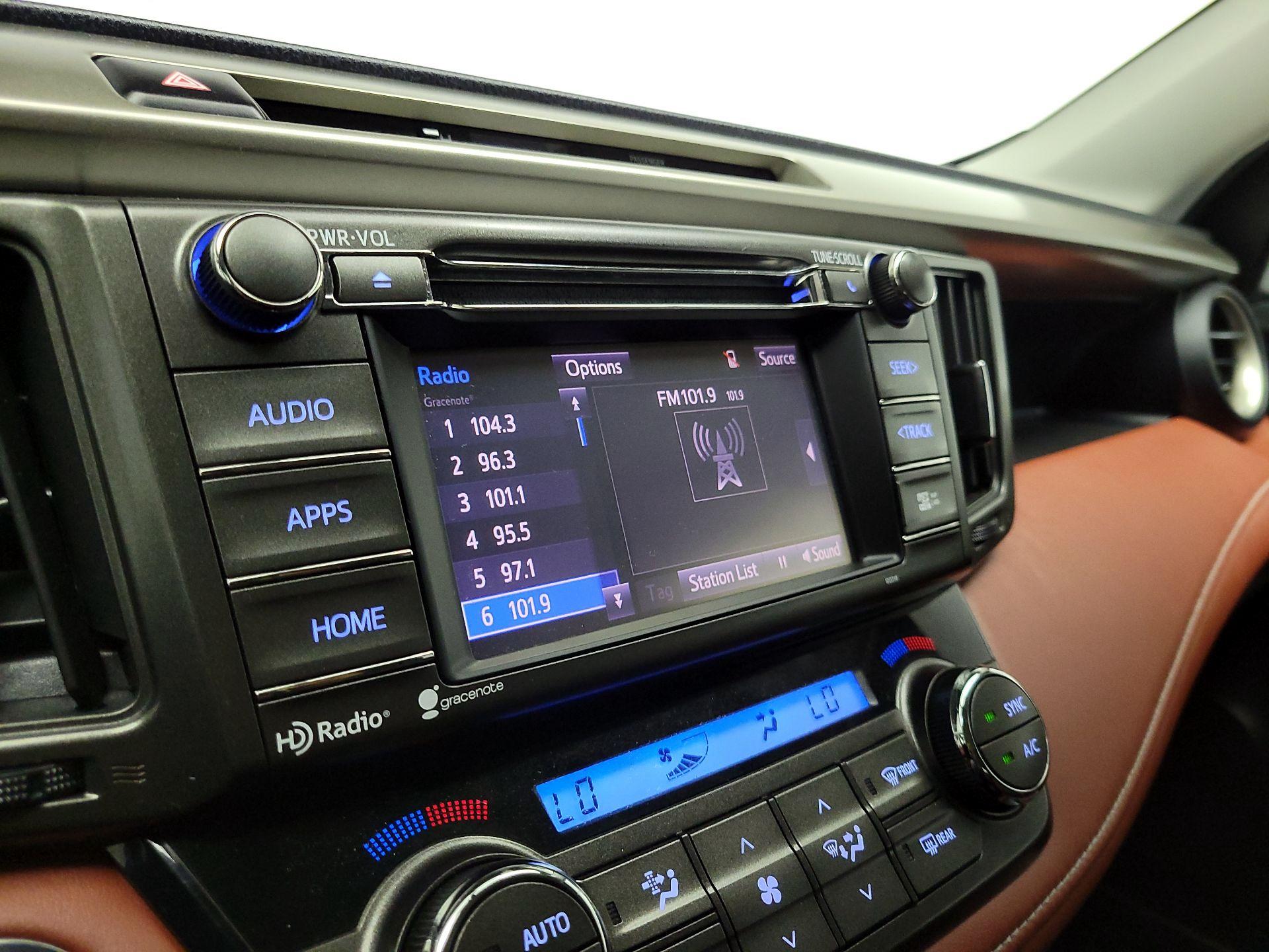 Thumbnail: 2015 Toyota RAV4 - 15