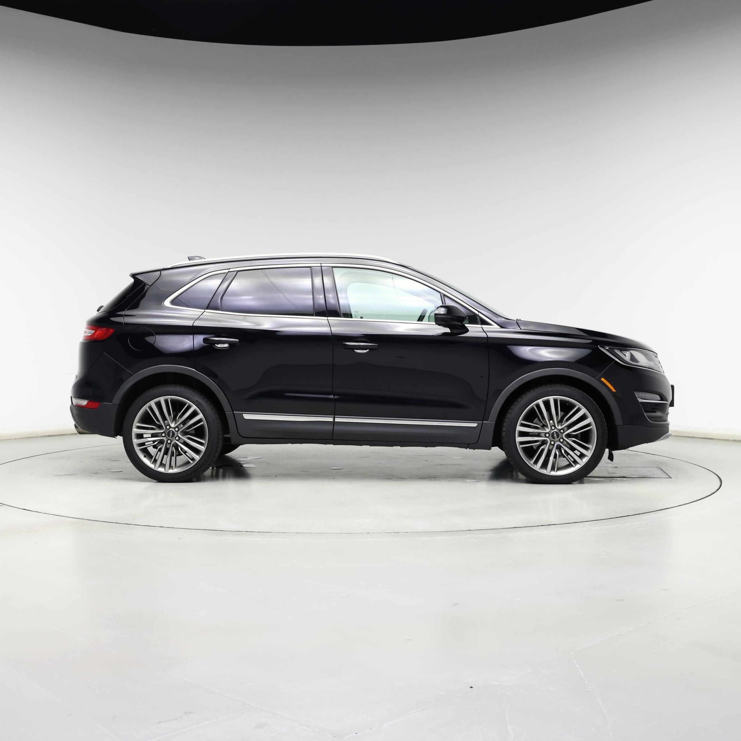 Thumbnail: 2016 Lincoln MKC - 7