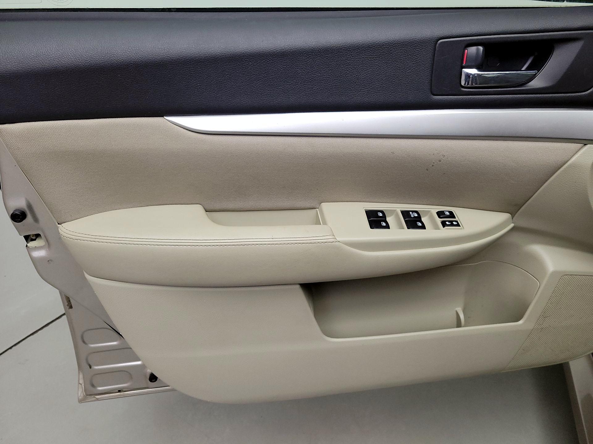 Thumbnail: 2014 Subaru Legacy - 12