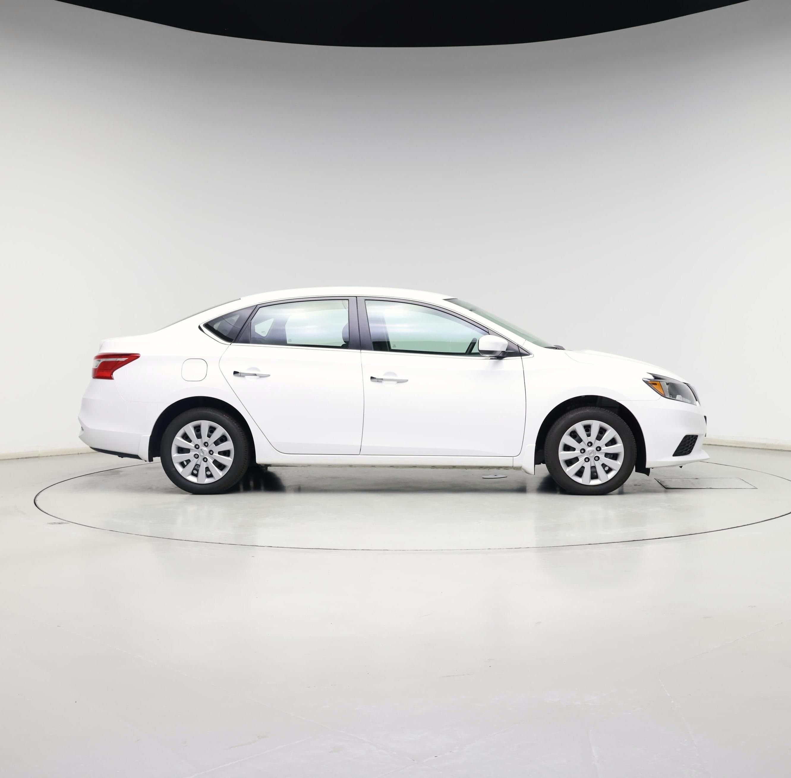 Thumbnail: 2018 Nissan Sentra - 7