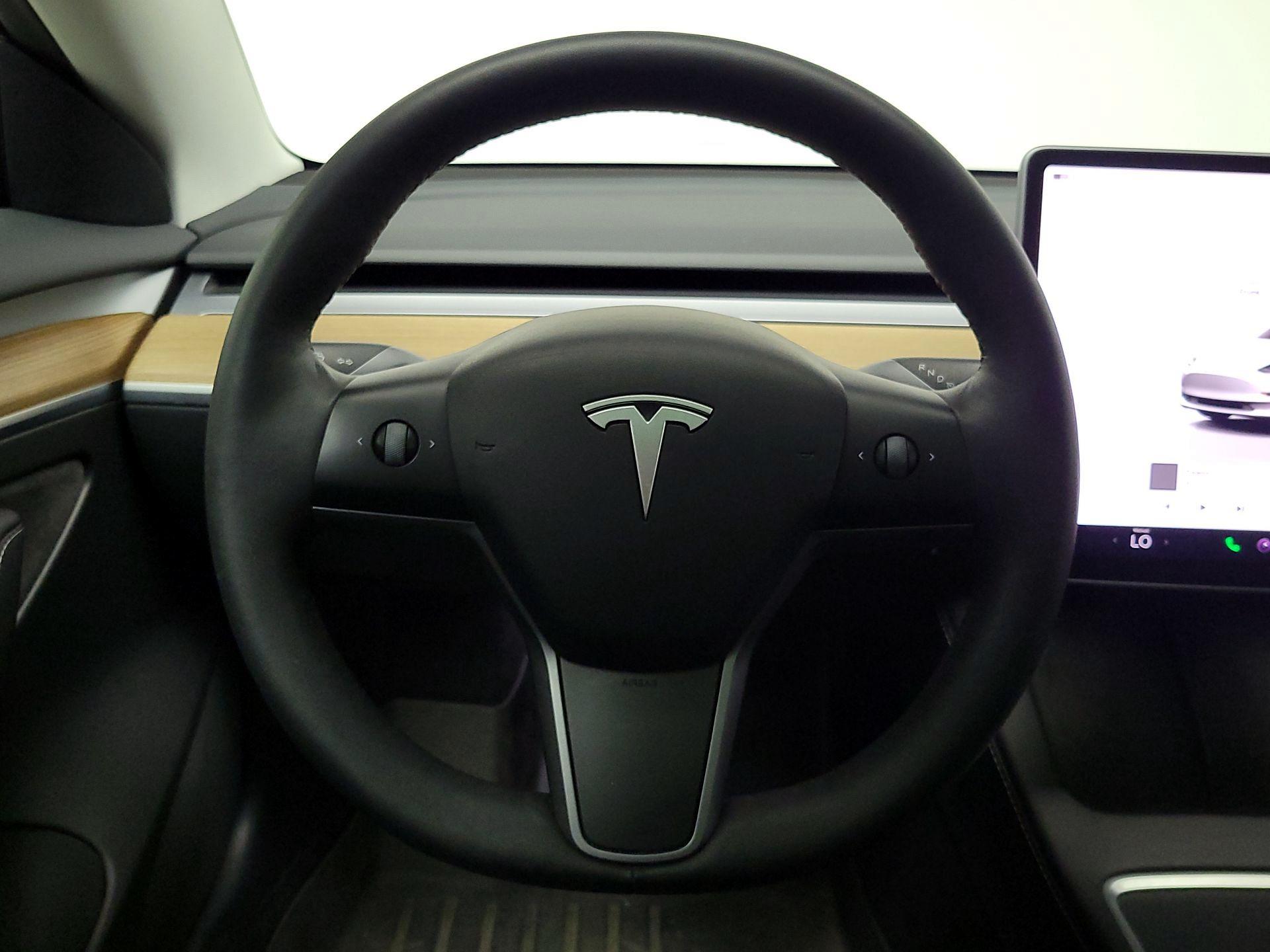 Thumbnail: 2022 Tesla Model 3 - 10