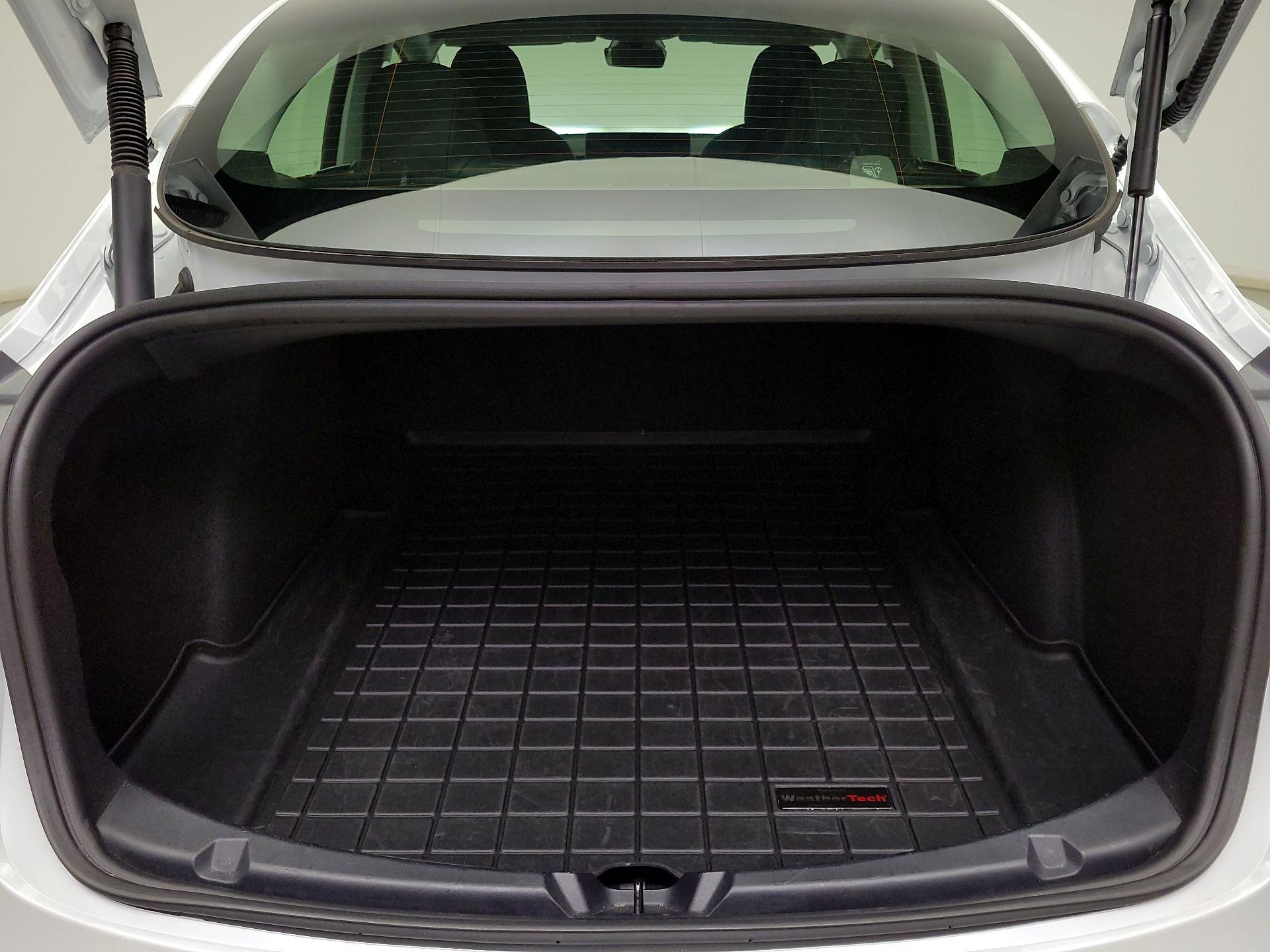 Thumbnail: 2022 Tesla Model 3 - 19